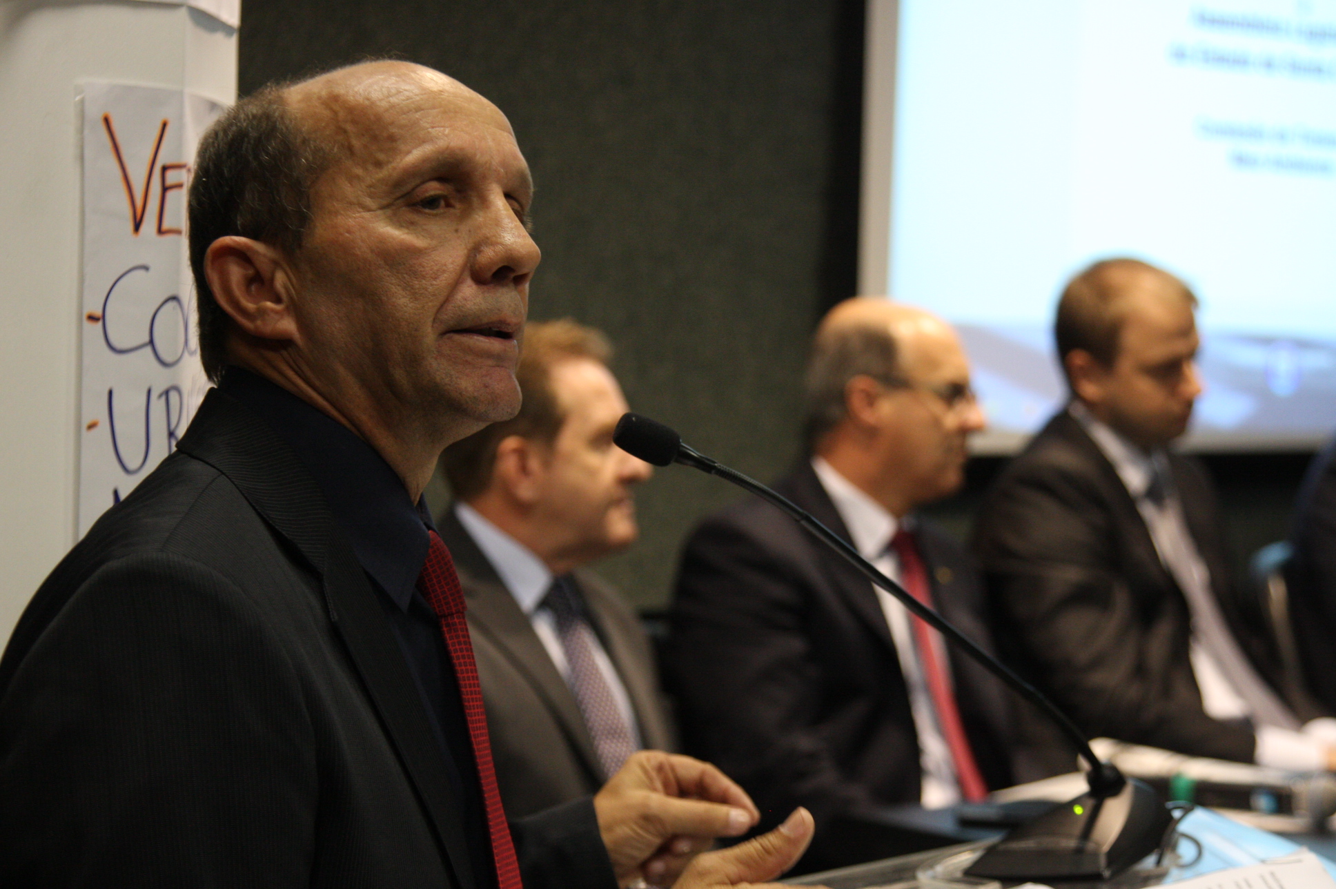 Audiência Pública sobre o gerenciamento costeiro de Jaguaruna. Sérgio Bitencourt - vereador de Jaguaruna. Comissão de Turismo e Meio Ambiente. Foto:Yuri Santos / Agência AL