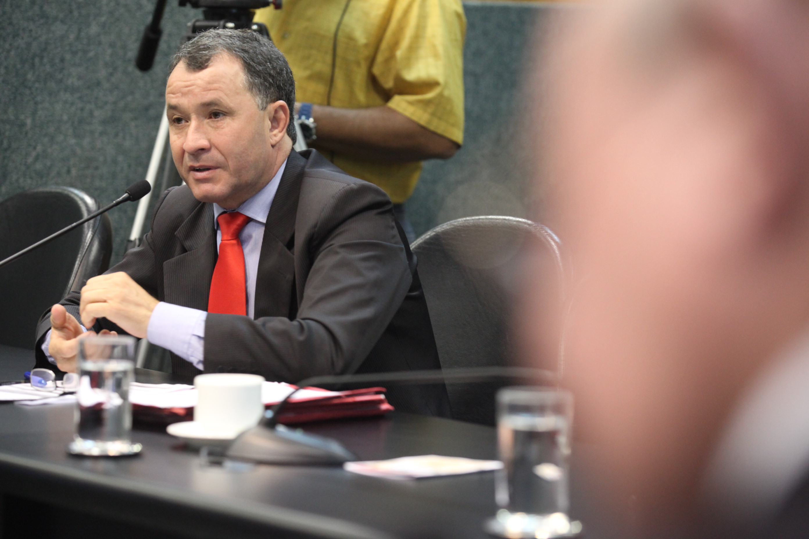Deputado Darci de Matos (PSD). Comissão de Finanças e Tributação. Foto: Fábio Queiroz | Agência AL