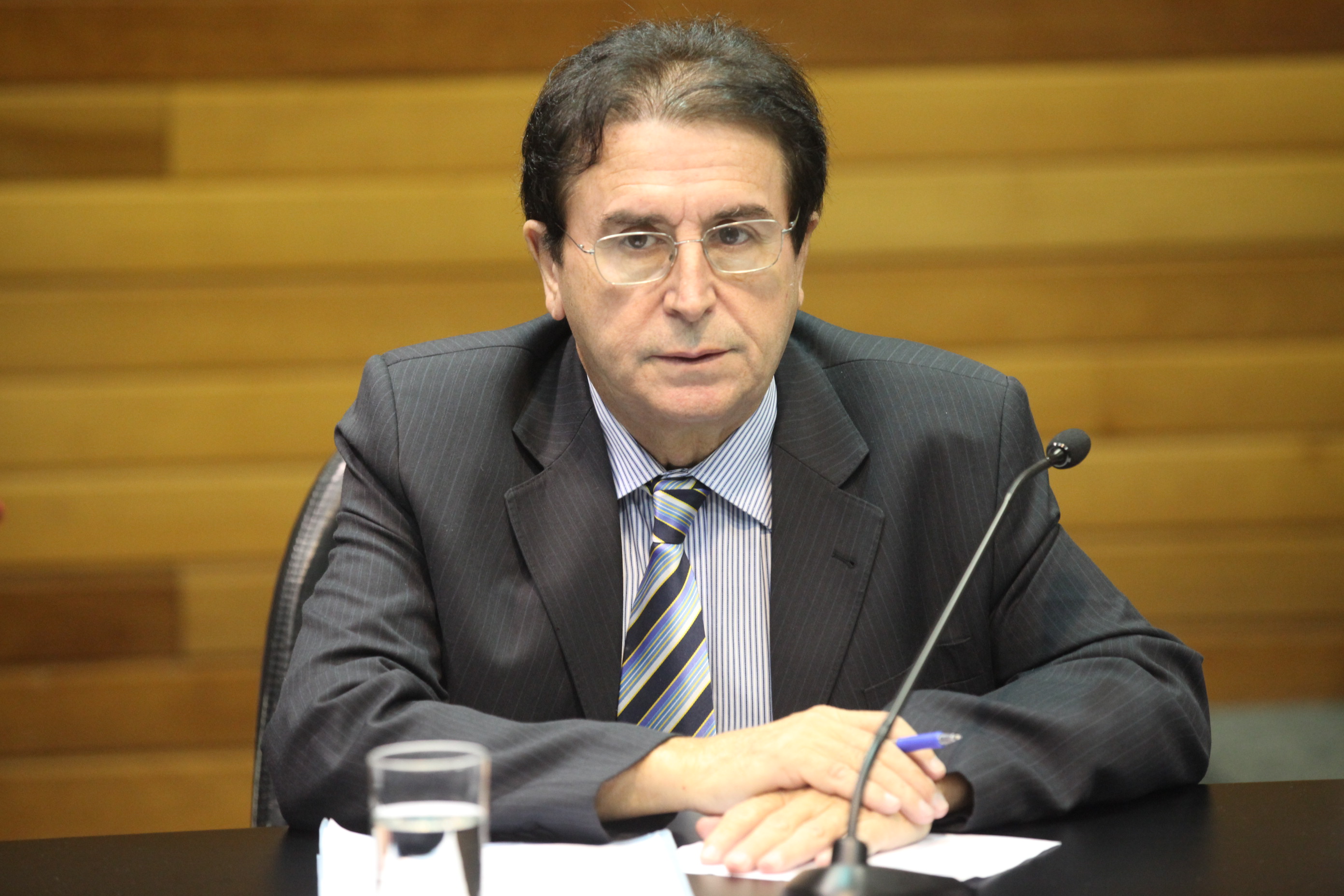 Deputado Antônio Aguiar (PMDB). Comissão de Finanças e Tributação. Foto: Fábio Queiroz | Agência AL