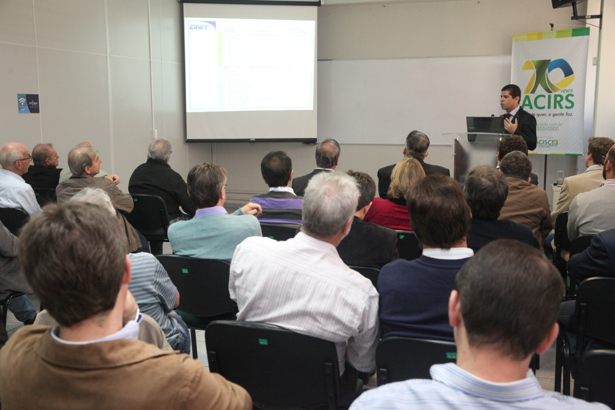 Dnit apresenta estudo de viabilidade para duplicação da BR-470