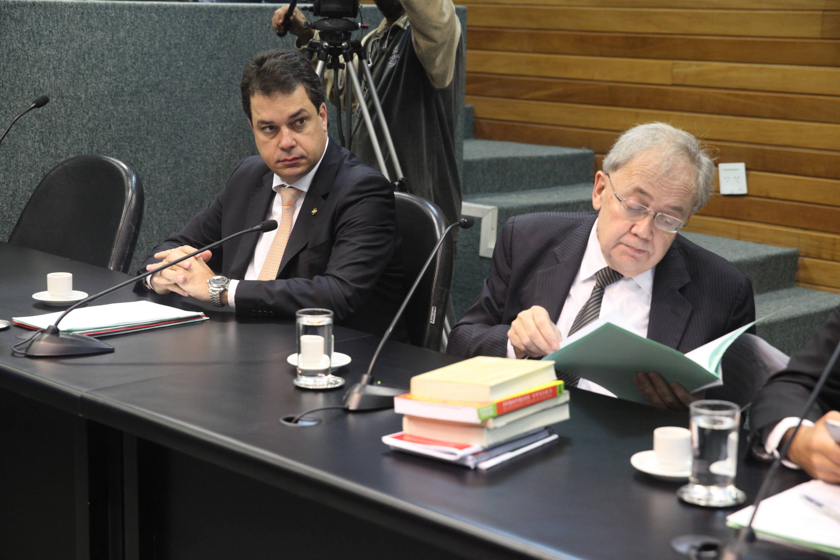 Reunião da Comissão de Constituição e Justiça. Foto: Fábio Queiroz / Agência AL