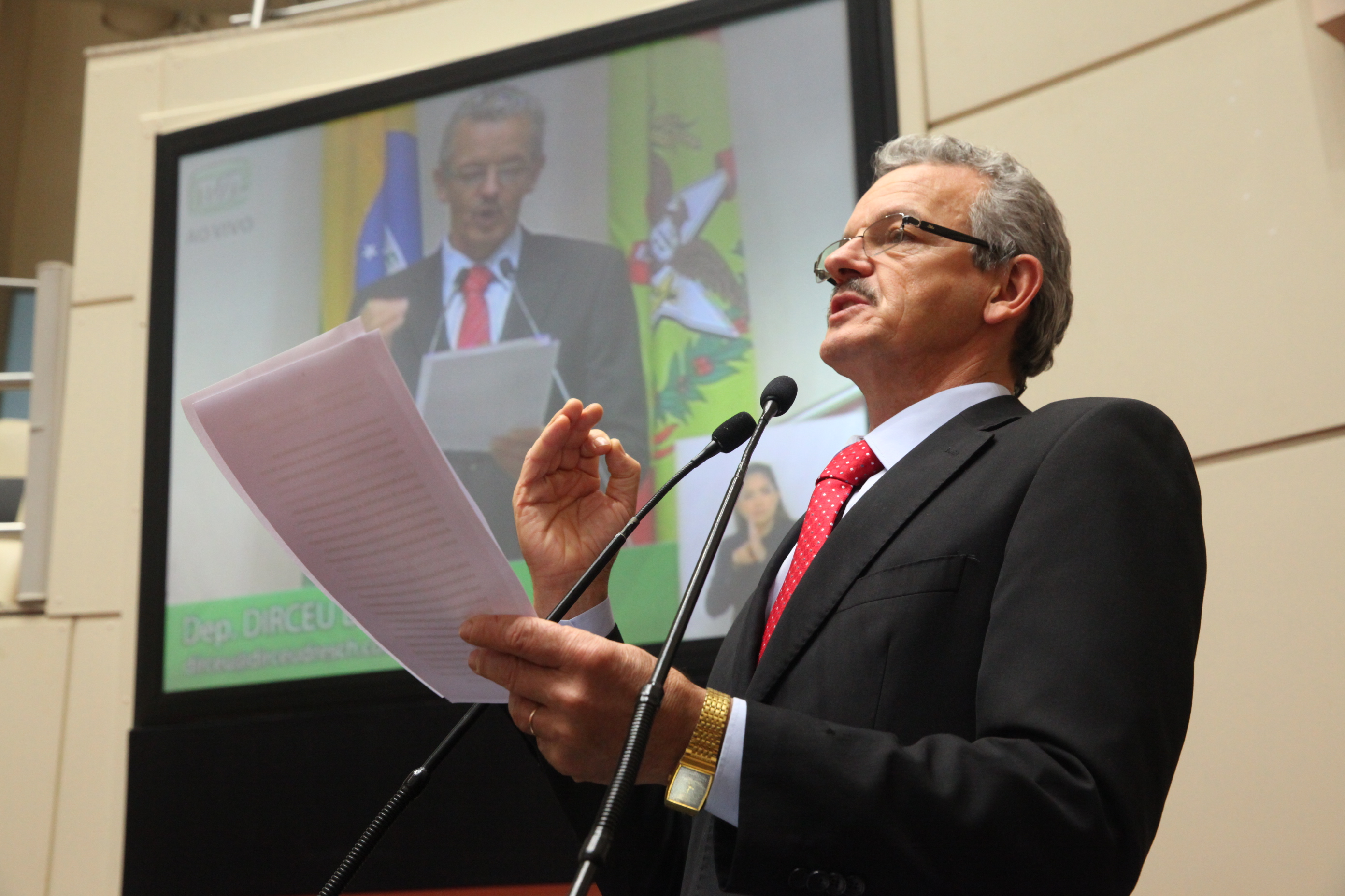 Plenário Osni Régis. Deputado Dirceu Dresch (PT) -  Foto: Eduardo Guedes de Oliveira/Agência AL