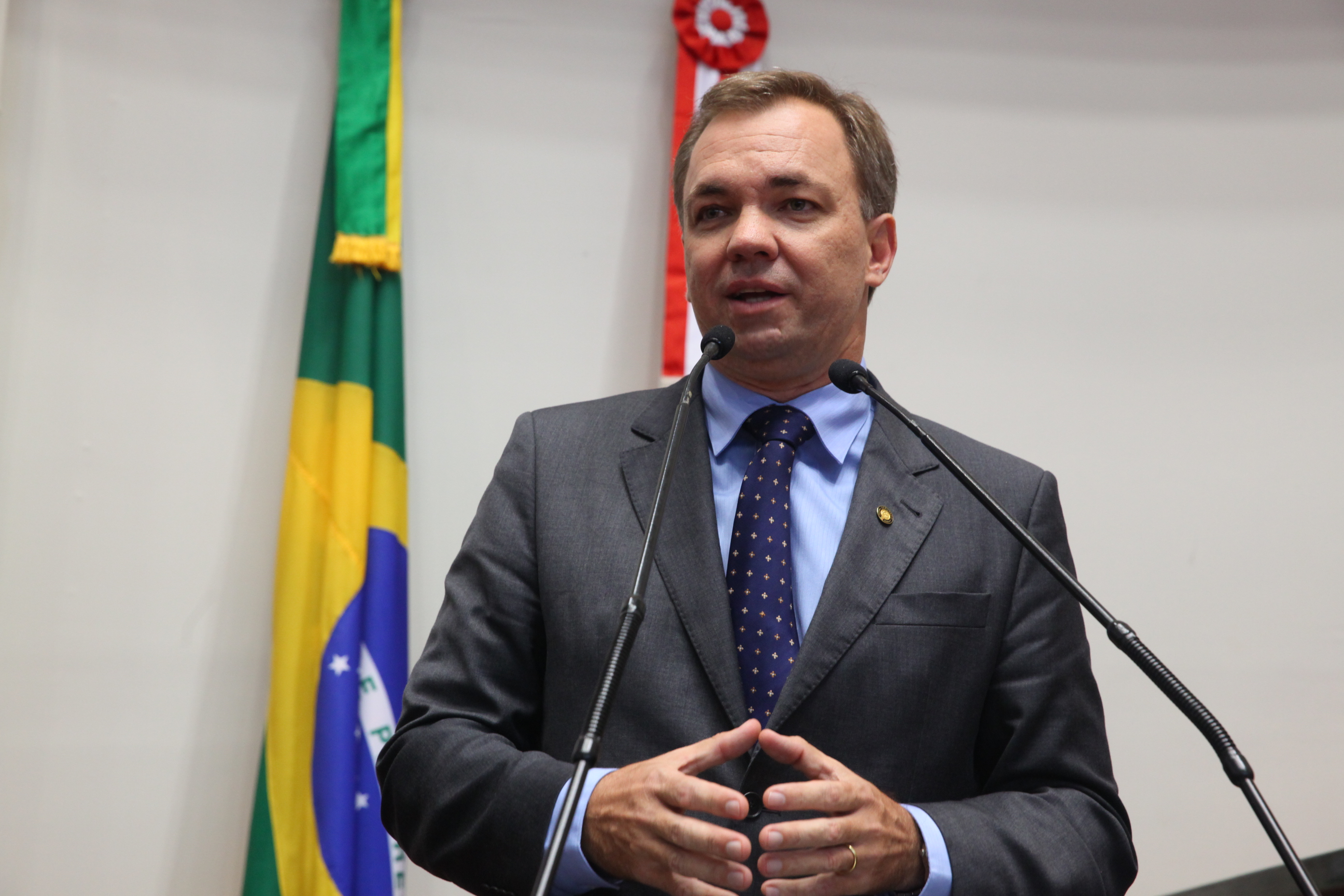 Plenário Osni Régis. Deputado Gean Loureiro (PMDB) -   Foto: Eduardo Guedes de Oliveira/Agência AL