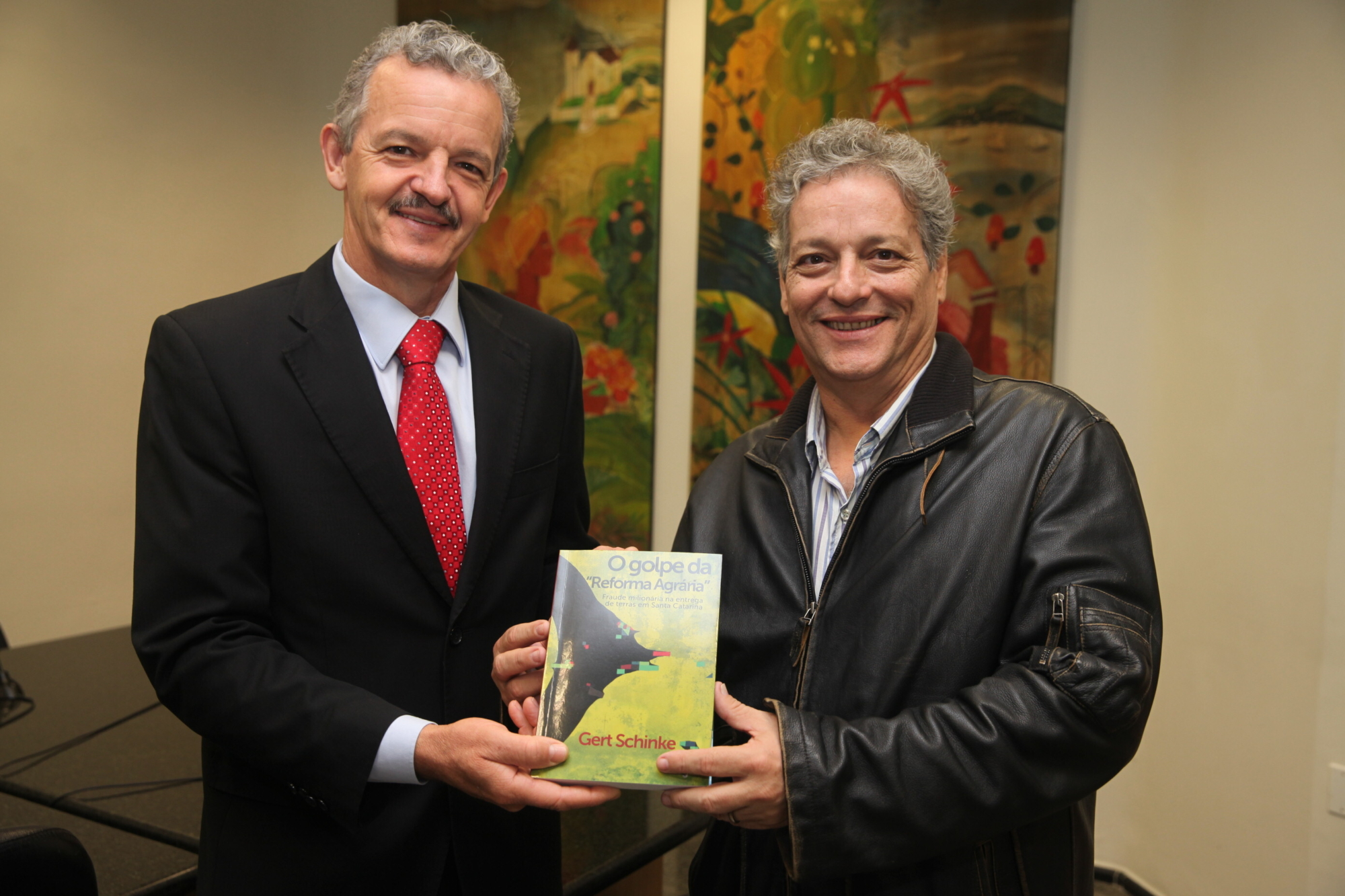 Filho do ex-presidente João Goulart visita a Assembleia Legislativa