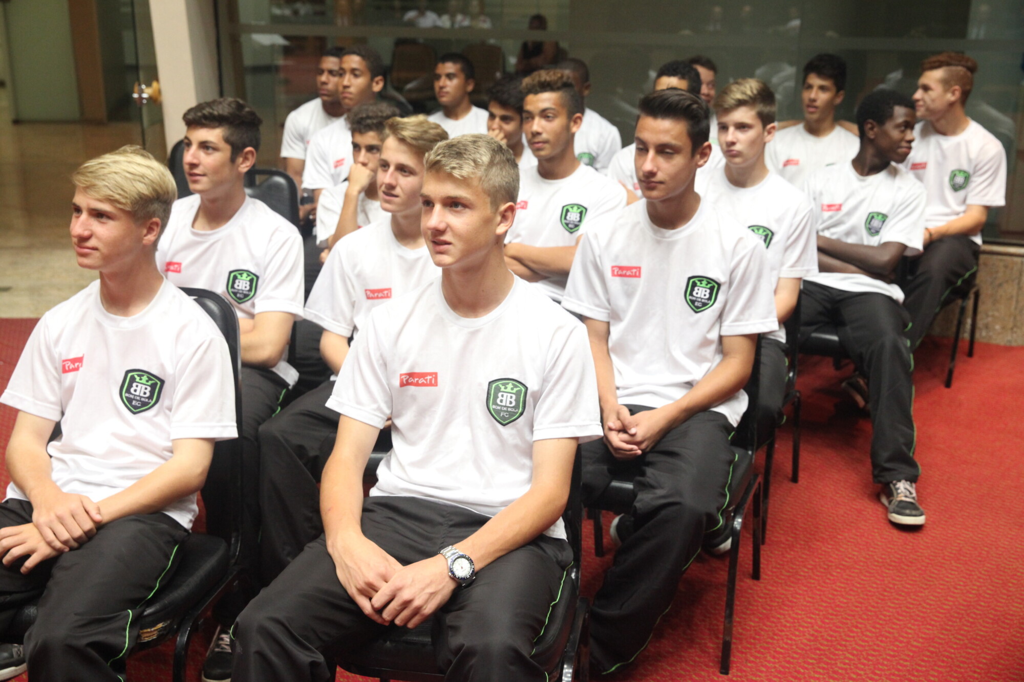 Assembleia Legislativa presta homenagem ao Instituto Parati por seus projetos sociais