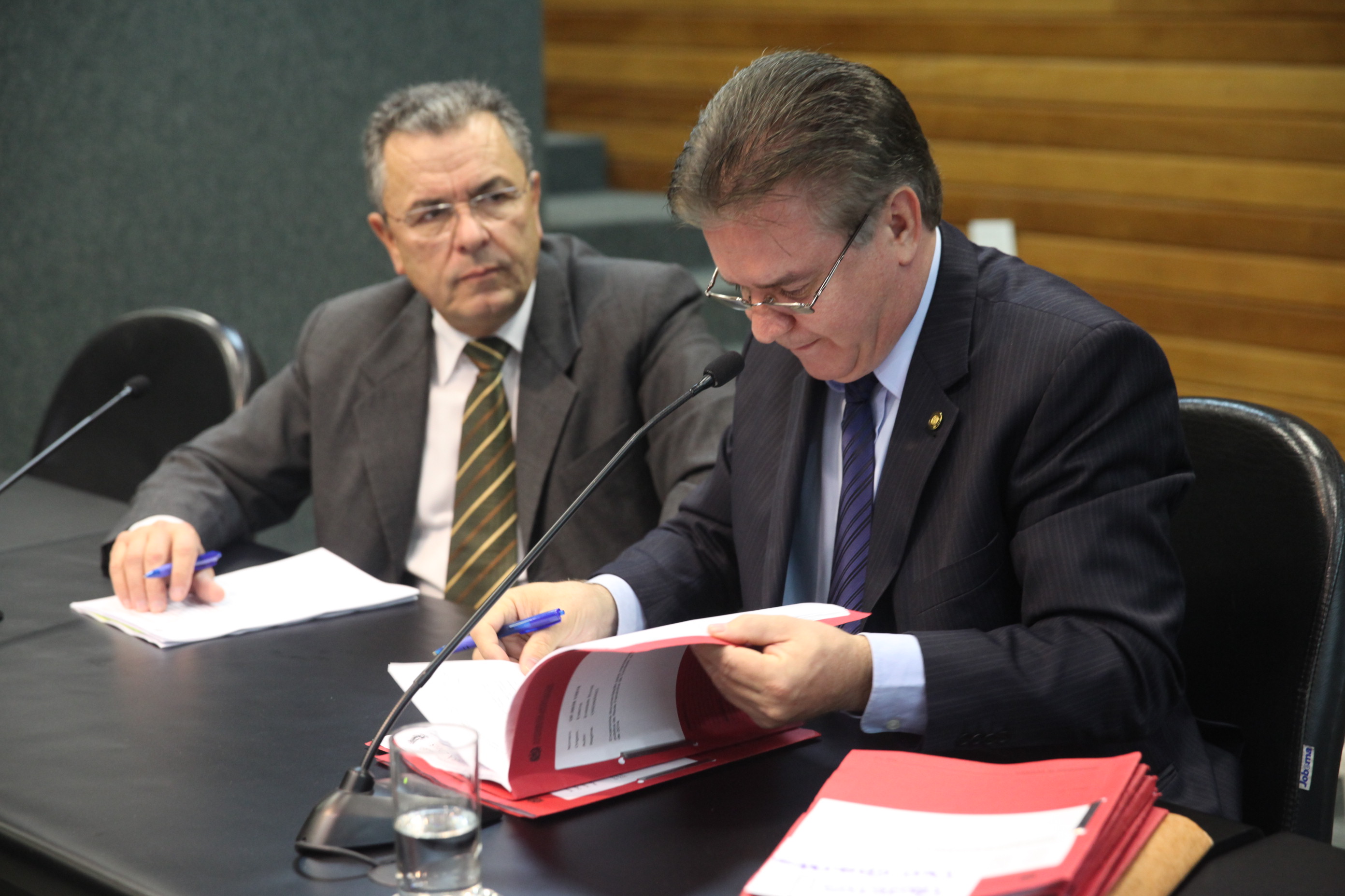 Reunião extraordinária da Comissão de Saúde. Foto: Fábio Queiroz / Agência AL