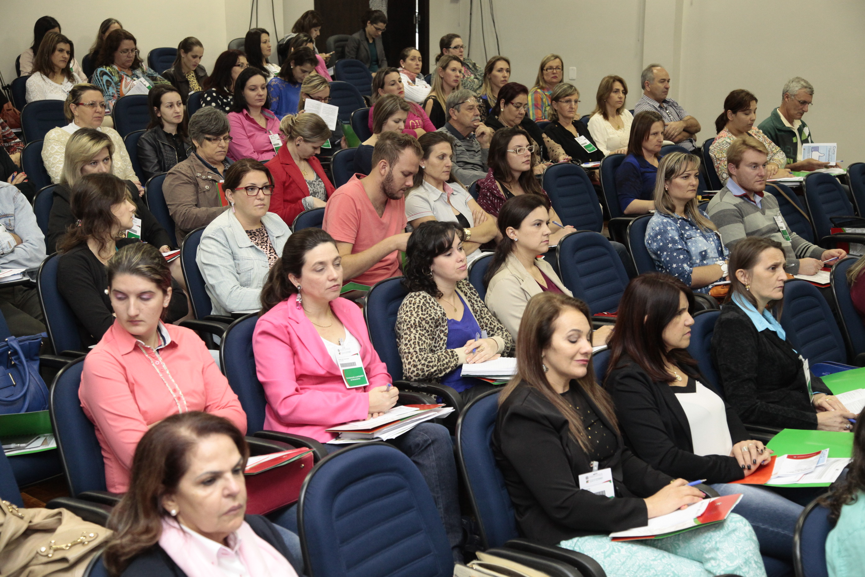 Seminário sobre o Fundo para a Infância e Adolescência Estadual (FIA) - Chapecó. Foto: Miriam Zomer/Agência AL