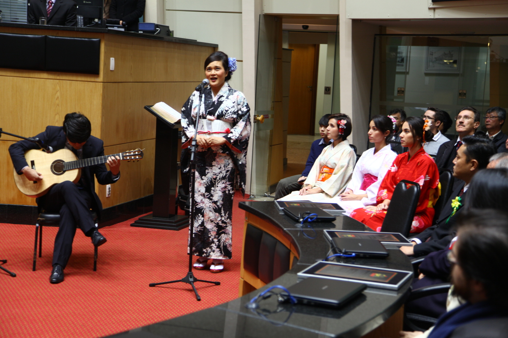 Parlamento celebra 120 anos do tratado de amizade Brasil-Japão