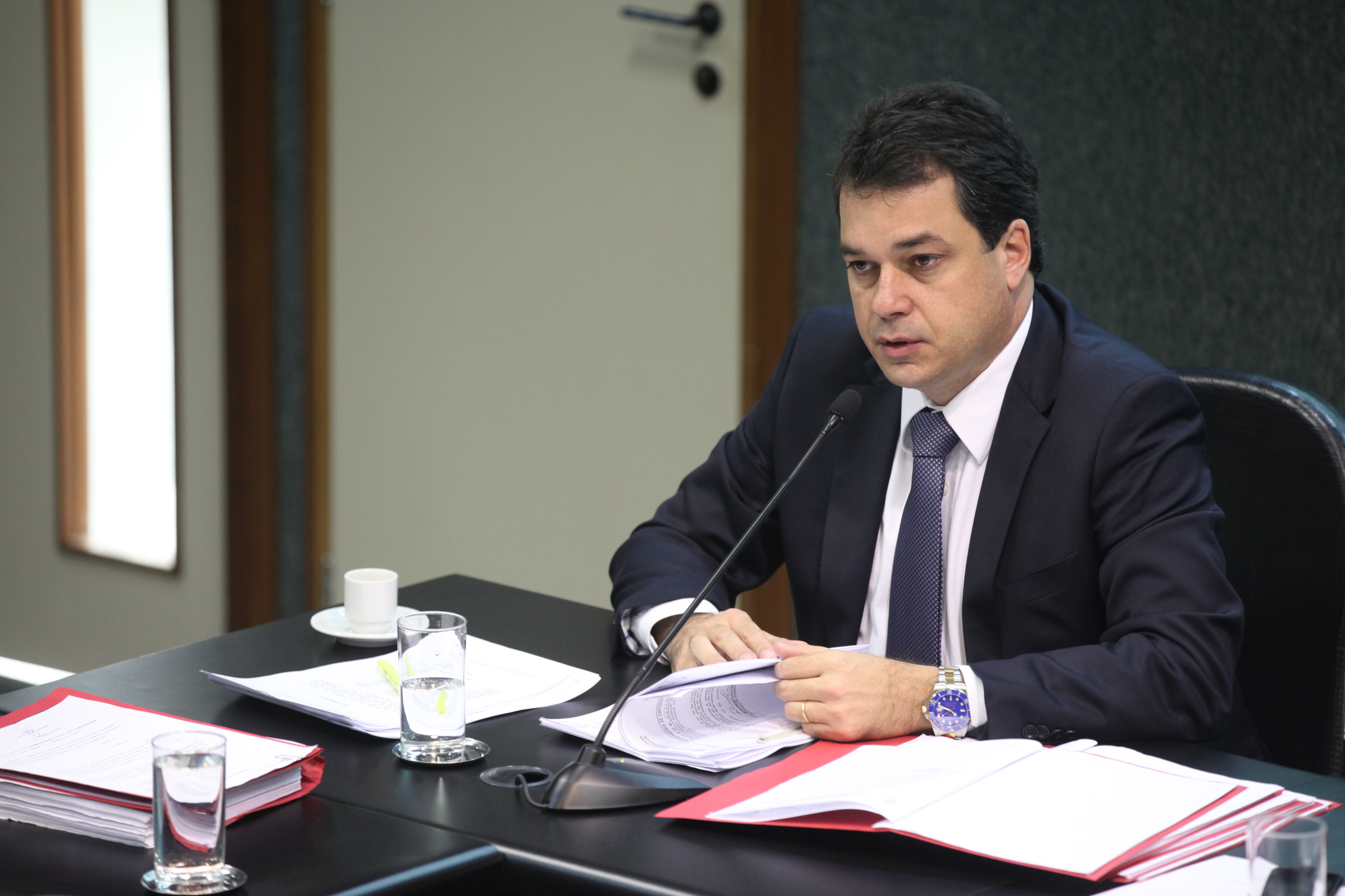 Reunião extraordinária da Comissão de Educação, Cultura e Desporto. Deputado: Rodrigo Minotto (PDT)  Foto: Fábio Queiroz / Agência AL
