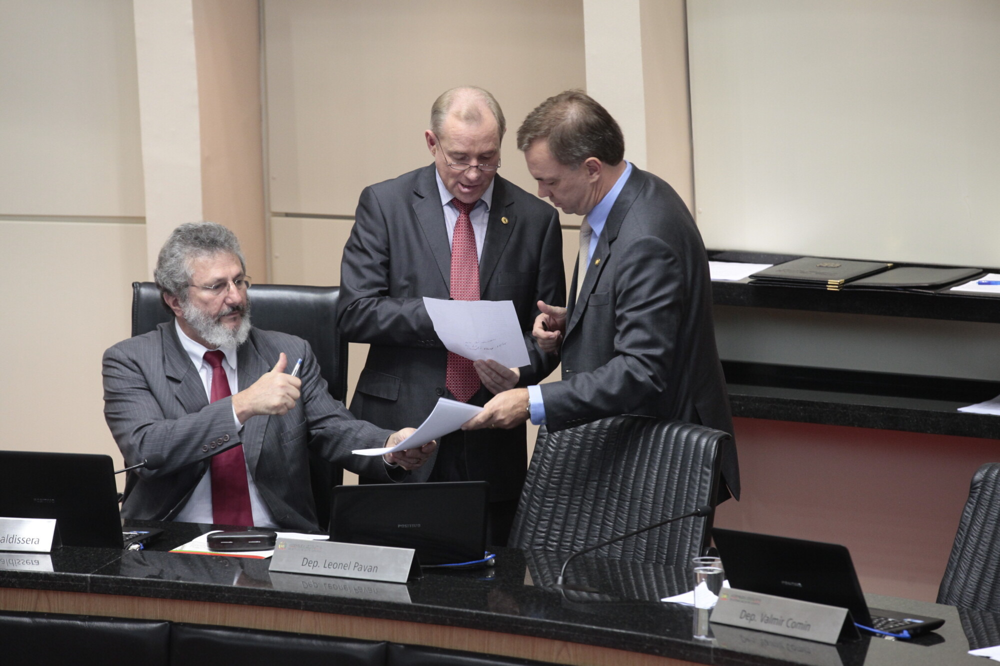Deputados instituem Dia Estadual de Conscientização sobre a Epilepsia
