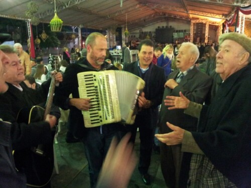 Deputado Rodrigo Minotto prestigia 11ª Festa da Gastronomia