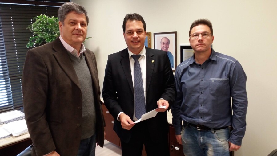 Deputado Rodrigo Minotto e o delegado de polícia Artur Nitz