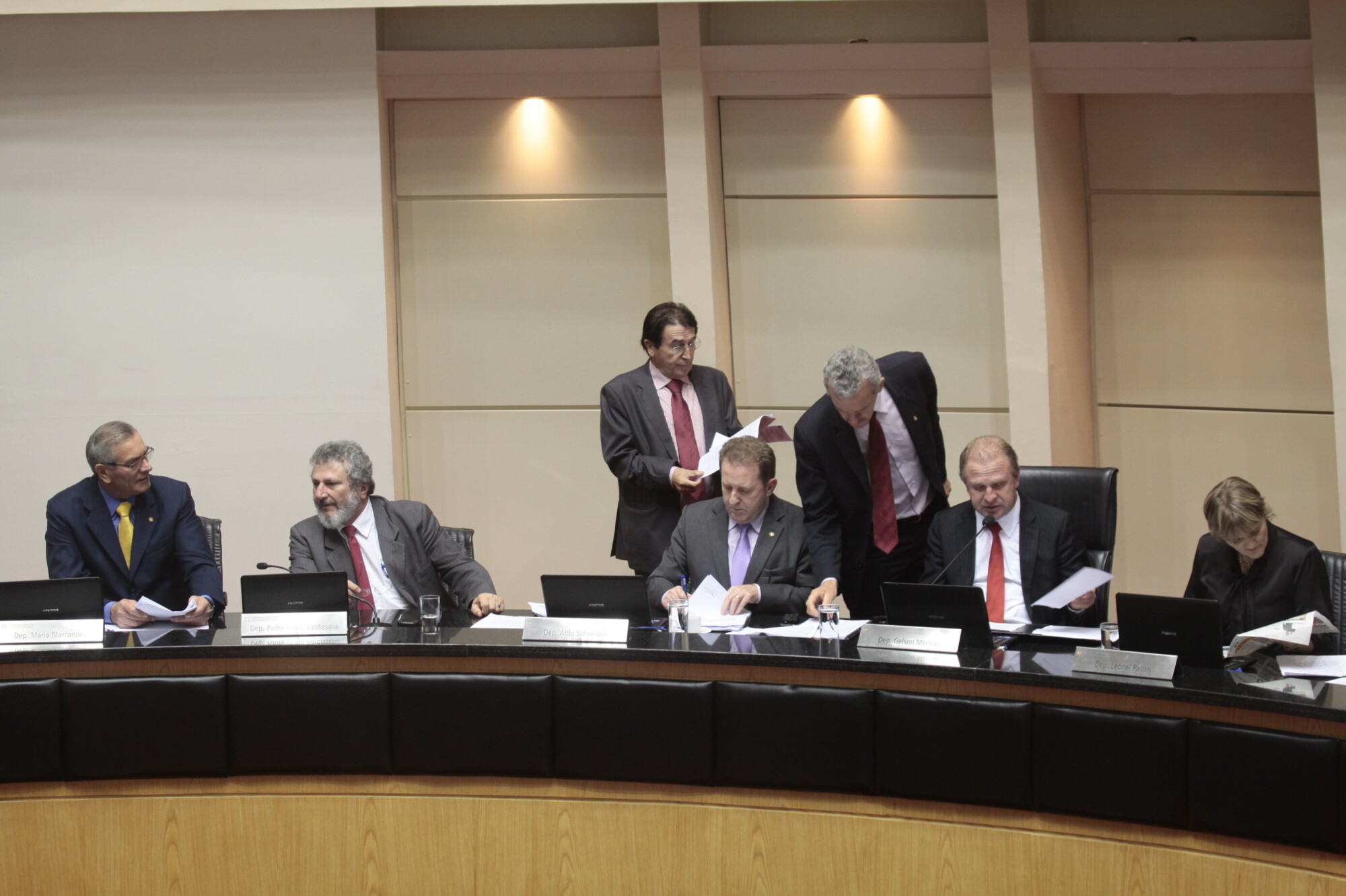Deputados criticam Dnit e cobram ação da superintendência estadual