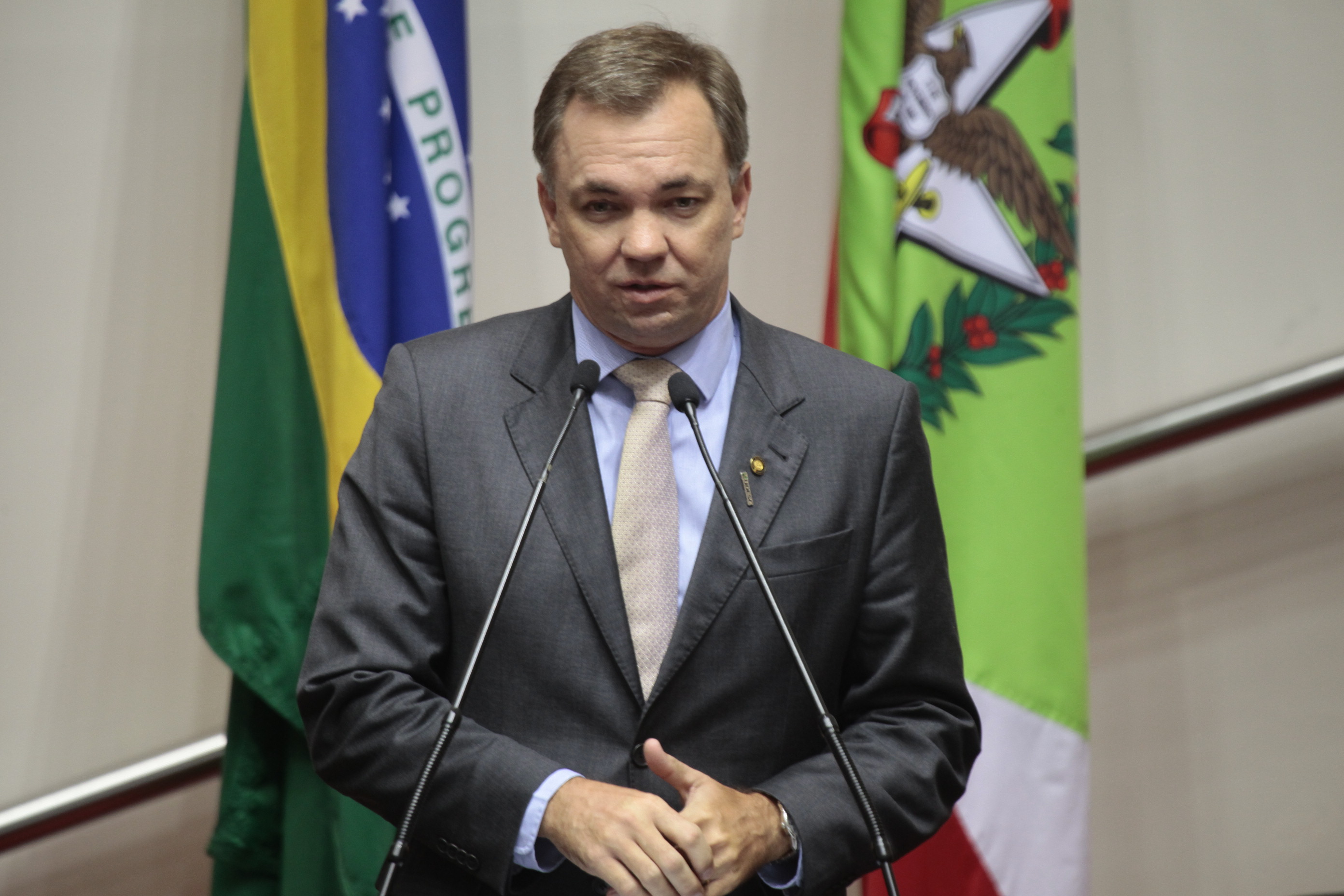 Sessão Ordinária - Plenário Osni Régis. Deputado Gean Loureiro (PMDB) - Foto: Miriam Zomer/Agência AL