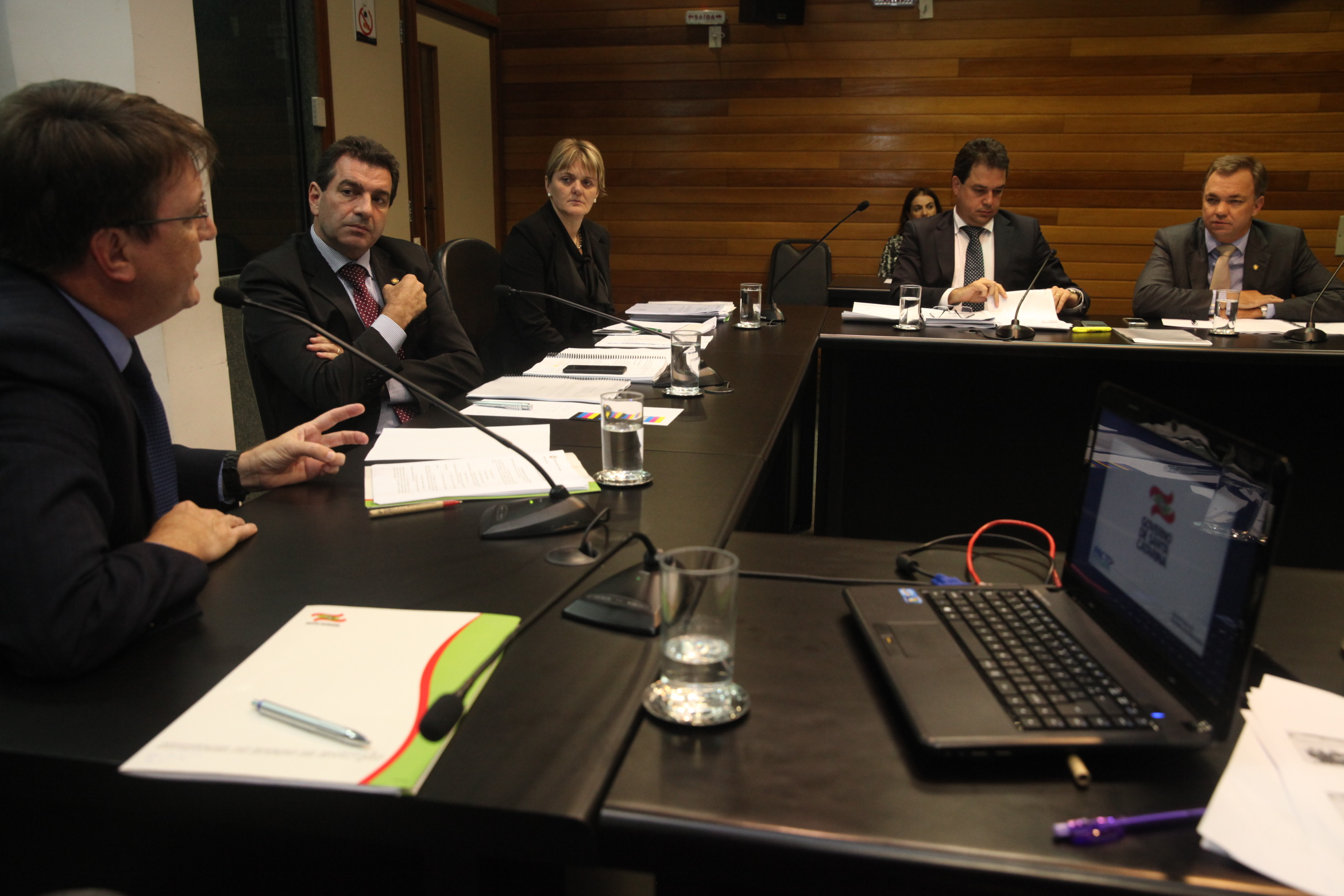 Reunião extraordinária da Comissão de Educação. Foto: Fábio Queiroz / Agência AL