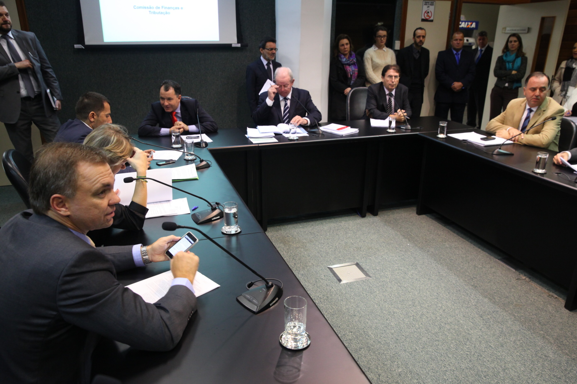 Finanças aprova criação do Investsaúde
