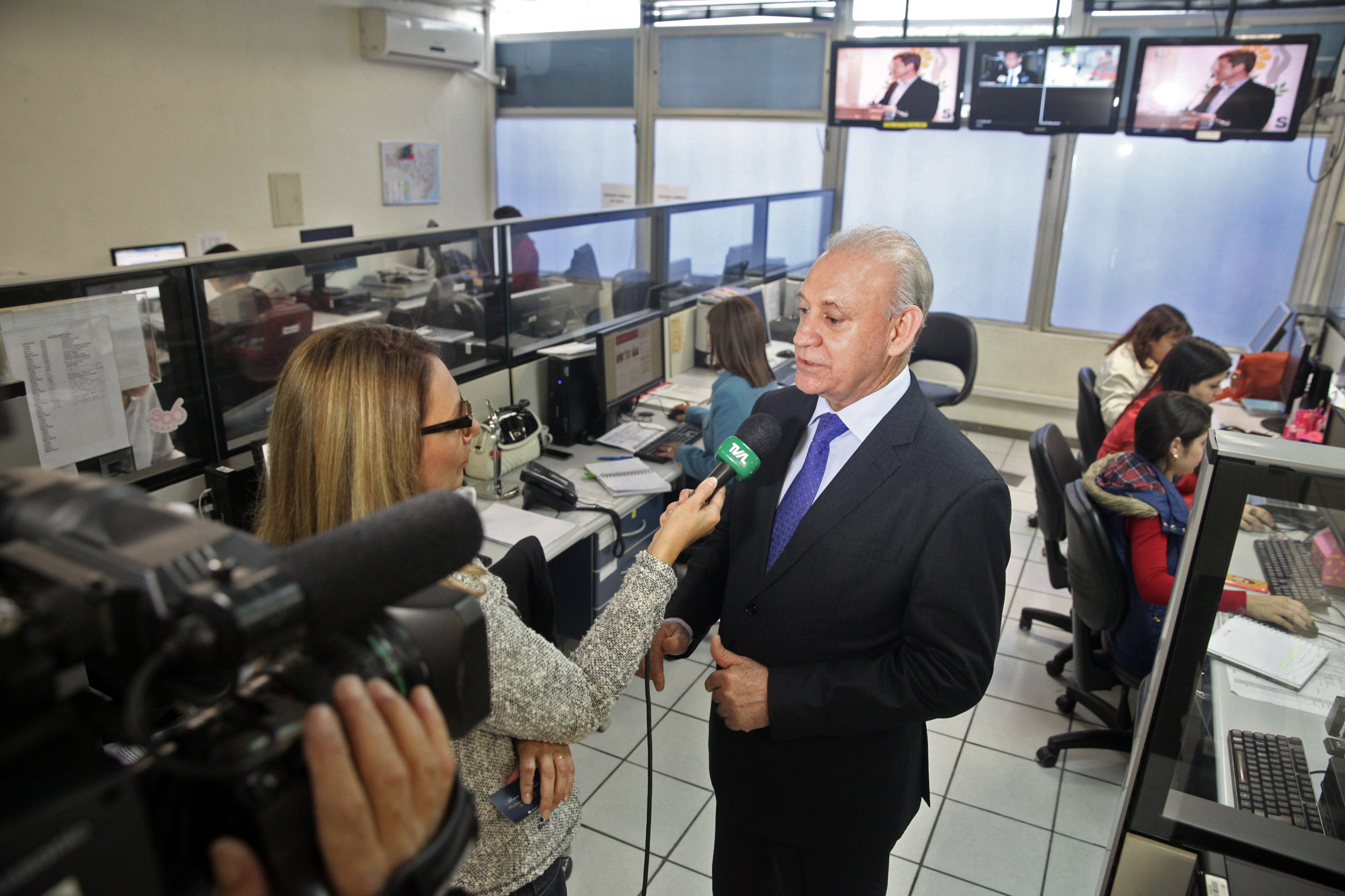Presidente da Assembleia Legislativa do Paraná, Ademar Traiano, visita Alesc. Foto:  Fábio Queiroz / Agência AL