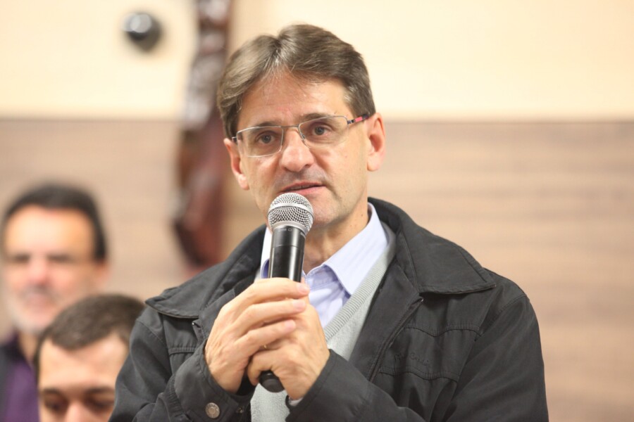Deputado Neodi Saretta na audiência do OR em Brusque