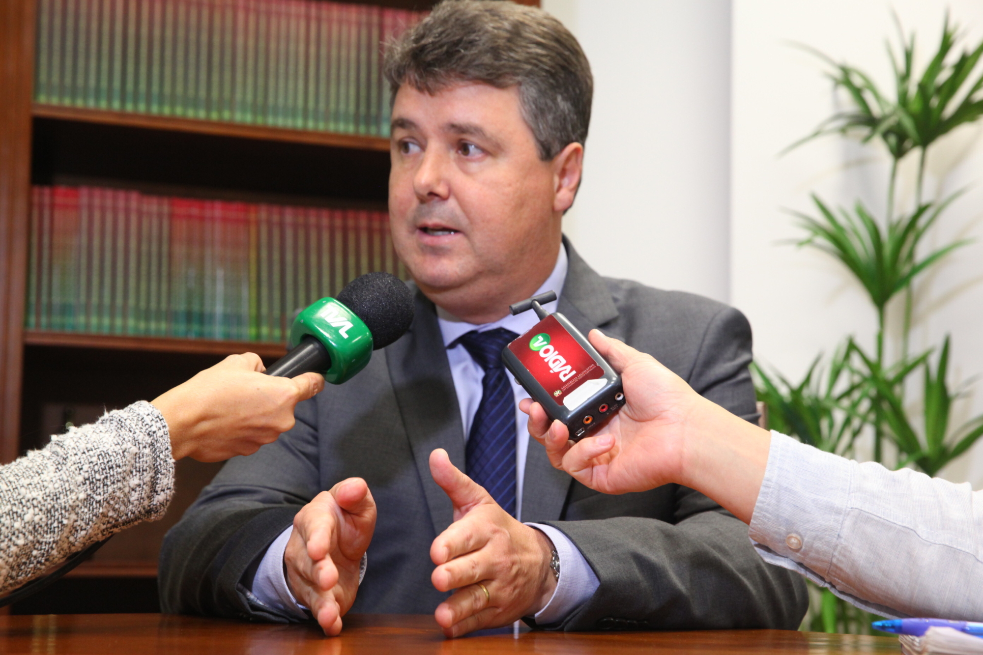 Poderes e órgãos discutem proposta de mudanças no duodécimo