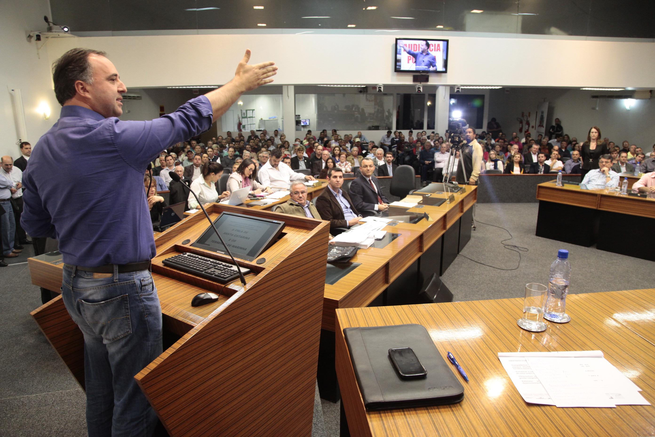Audiência Pública para debater a Demarcação dos terrenos de Marinha - Joinville. Deputado Kennedy Nunes (PSD) Foto: Miriam Zomer/Agência AL