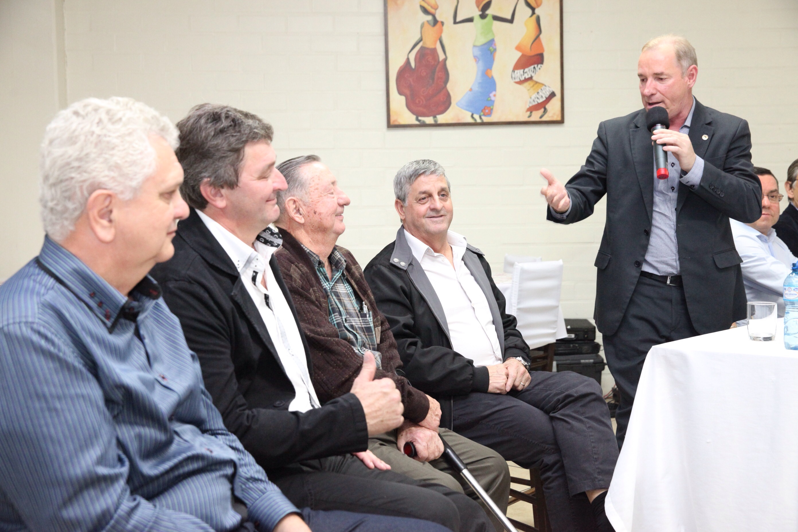 Presidente Interino da Alesc, Deputado Aldo Schneider, assina ordem de serviço da Casan em Ibirama. Foto: Fábio Queiroz / Agência AL