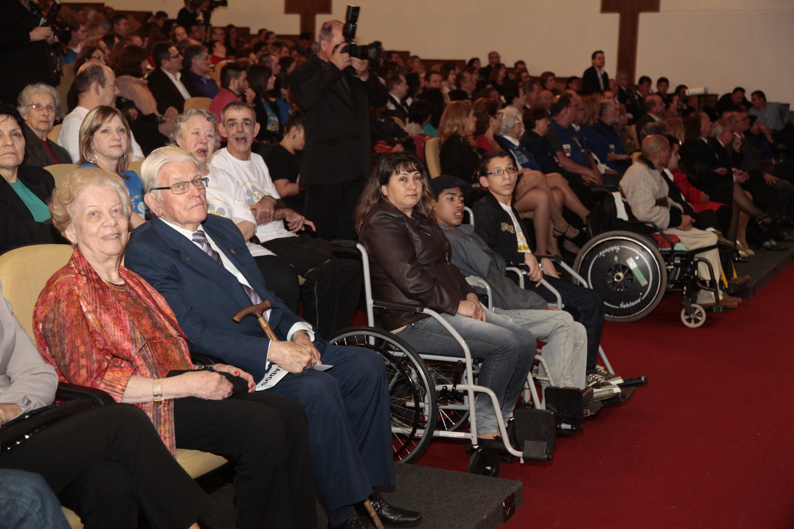 Sessão Solene em homenagem à Associação de Pais e Amigos dos Excepcionais (APAE) de Blumenau pela passagem dos seus 50 anos. Foto: Miriam Zomer/Agência AL