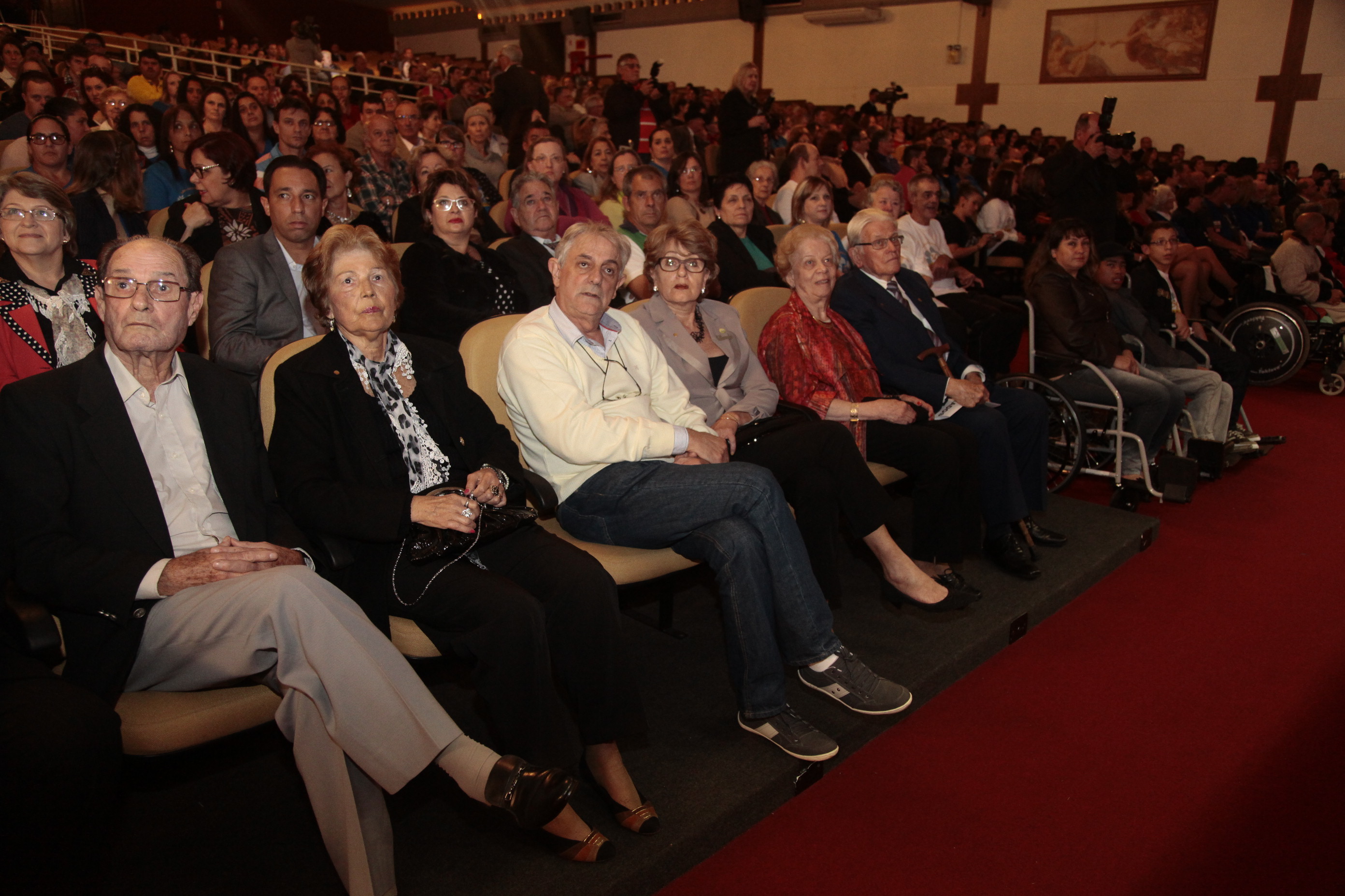 Sessão Solene em homenagem à Associação de Pais e Amigos dos Excepcionais (APAE) de Blumenau pela passagem dos seus 50 anos. Foto: Miriam Zomer/Agência AL