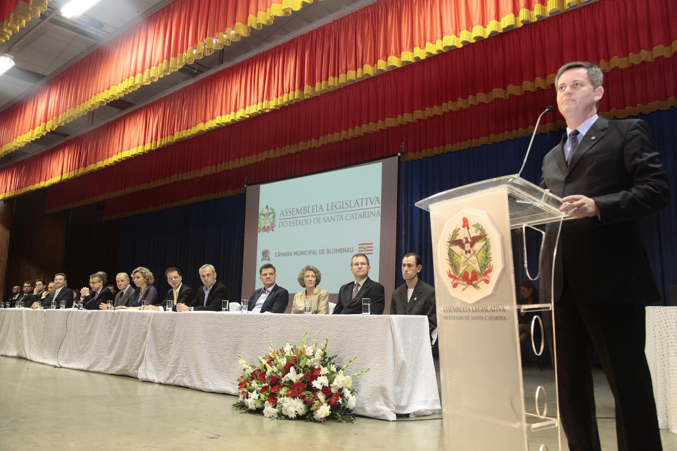 Sessão Solene em homenagem à Associação de Pais e Amigos dos Excepcionais (APAE) de Blumenau pela passagem dos seus 50 anos. Foto: Miriam Zomer/Agência AL