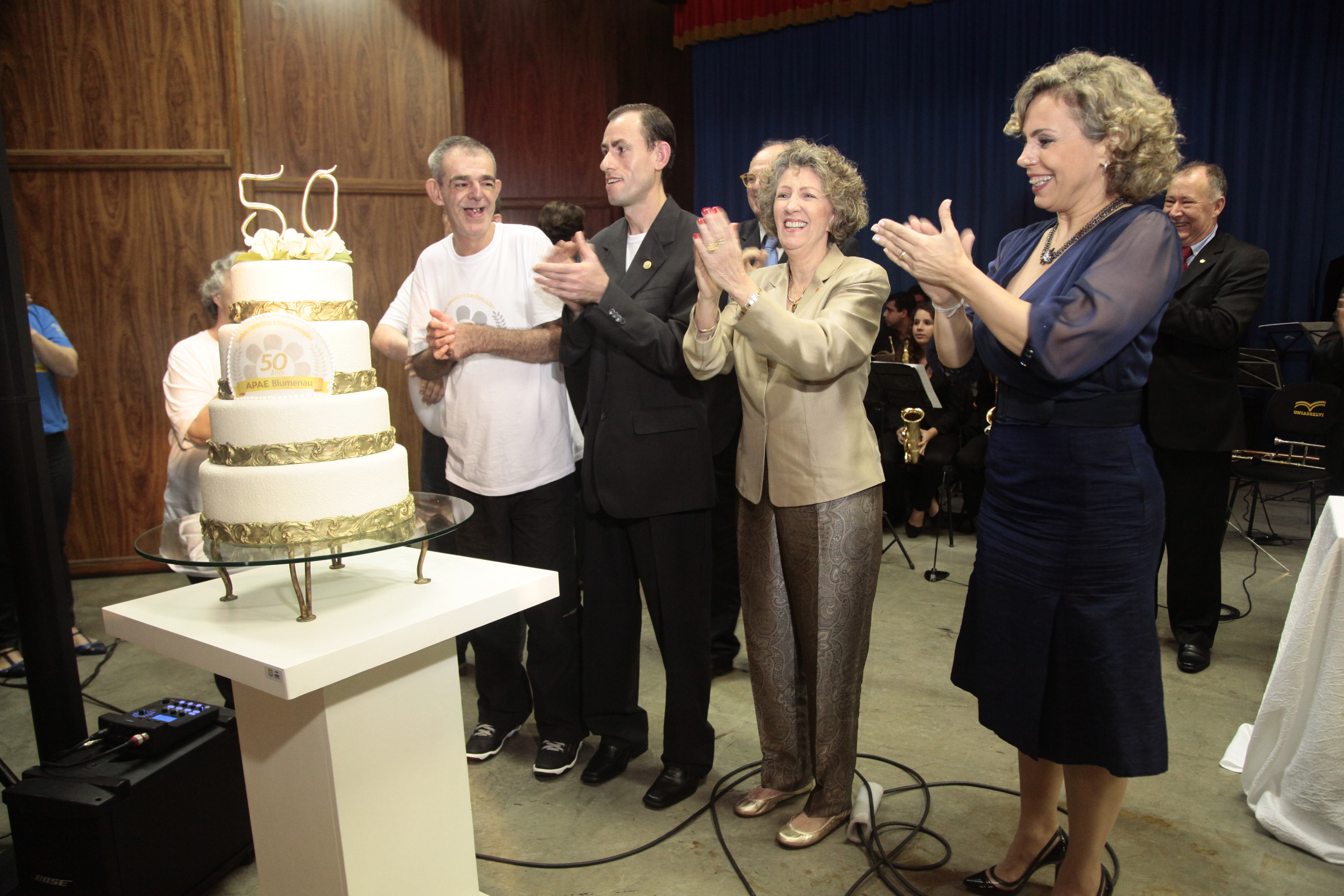 Sessão Solene em homenagem à Associação de Pais e Amigos dos Excepcionais (APAE) de Blumenau pela passagem dos seus 50 anos. Foto: Miriam Zomer/Agência AL