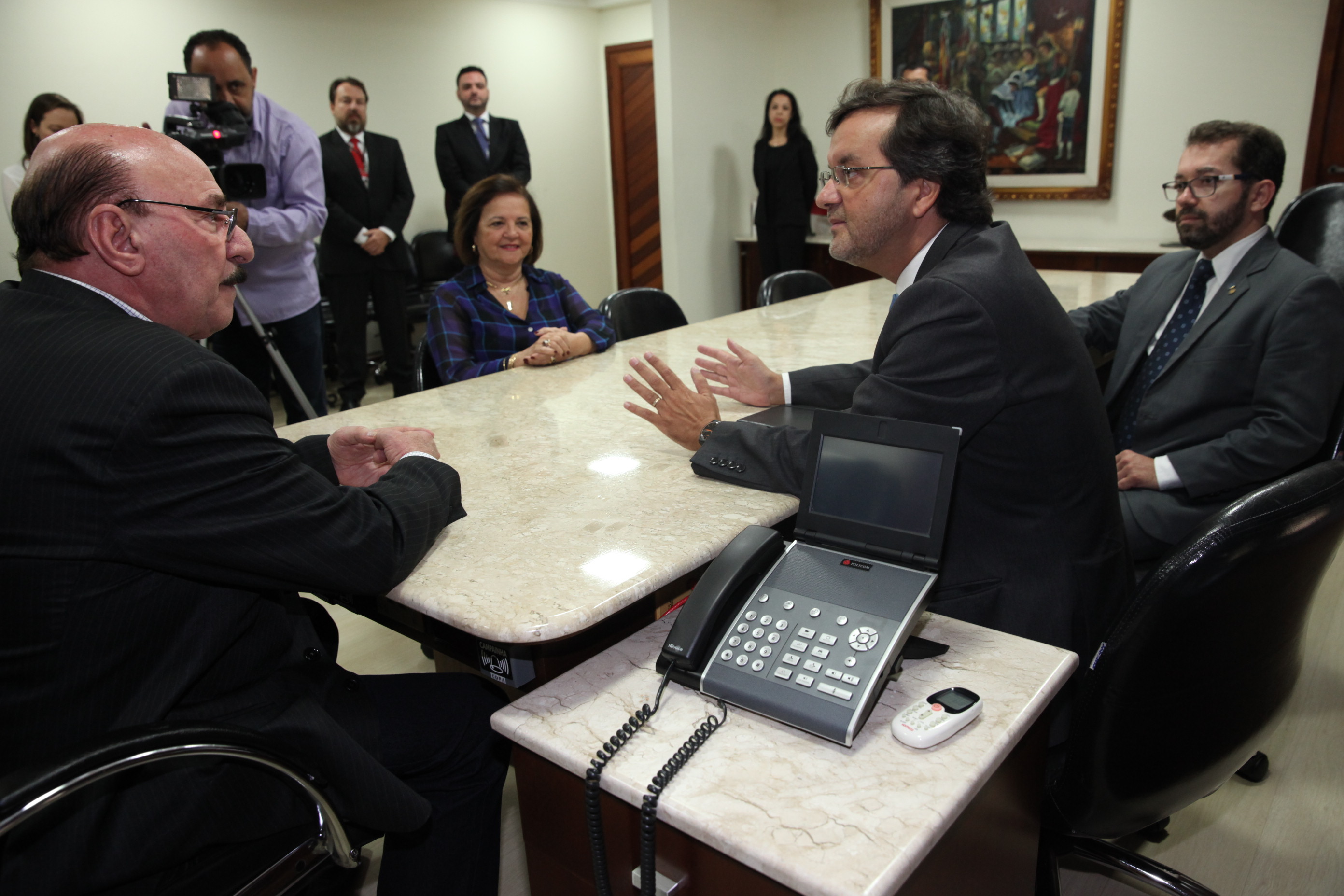 Deputado Manoel Mota (PMDB) recepciona o Deputado José Andrade da Assembleia Legislativa do Governo da Região Autônoma de Açores. Foto: Fábio Queiroz / Agência AL