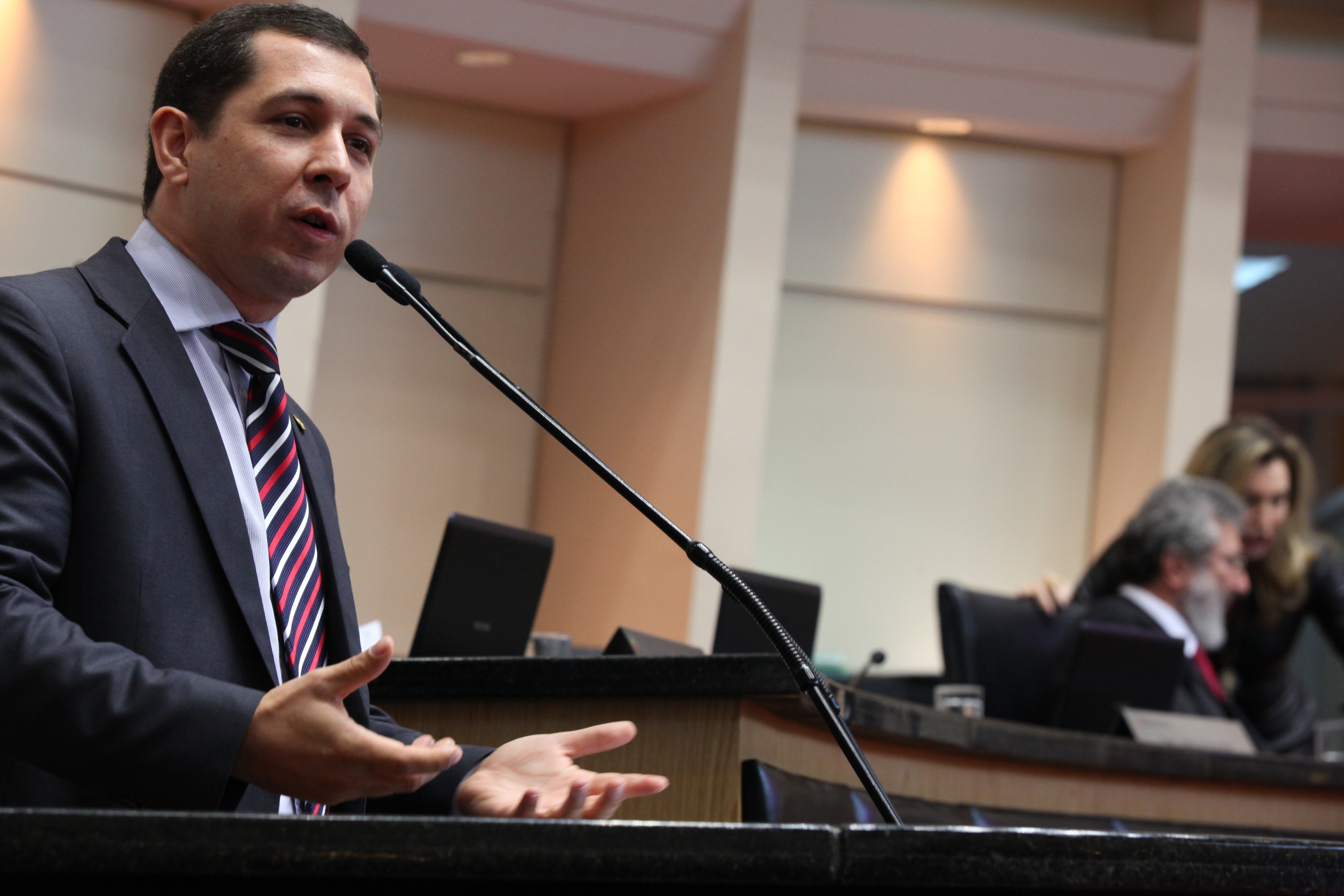 Sessão Ordinária. Deputado Níkolas Reis (PDT) Foto: Eduardo Guedes de Olveira / Agência AL