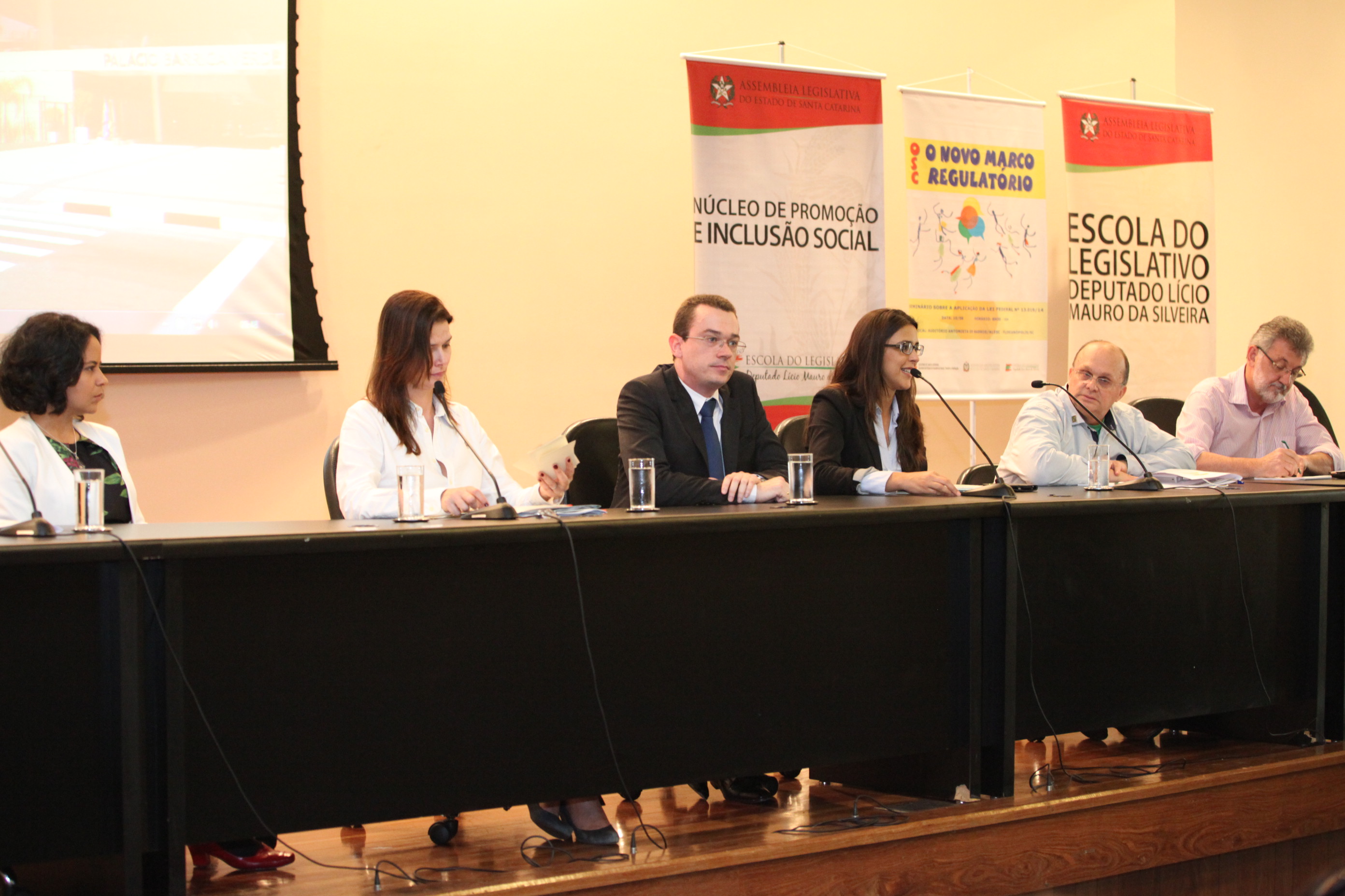 Encontro para debater sobre o marco regulatório das Organizações Não Governamentais. Foto: Fábio Queiroz / Agência AL