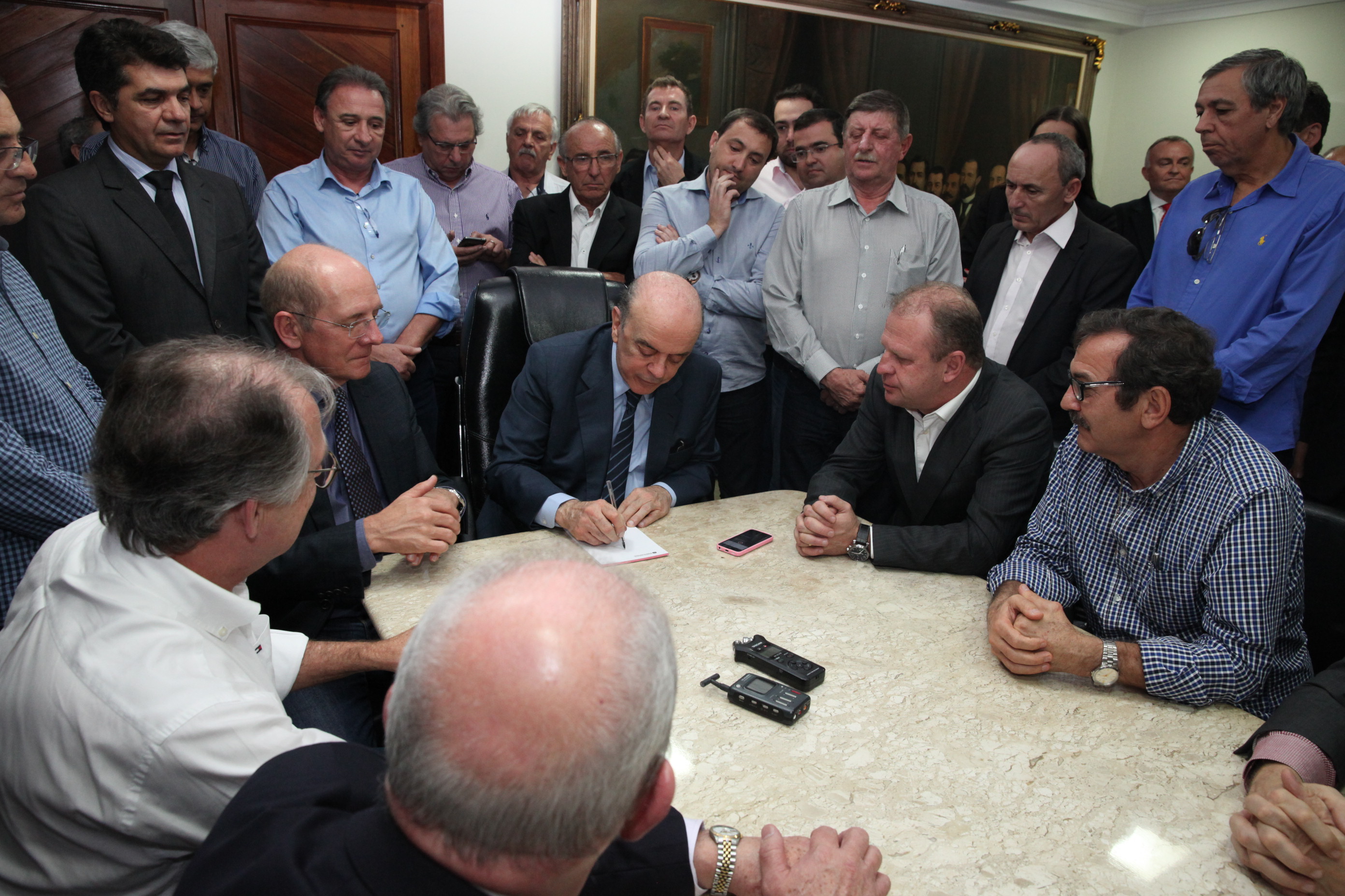 Senador José Serra visita Alesc. Foto: Fábio Queiroz / Agência AL