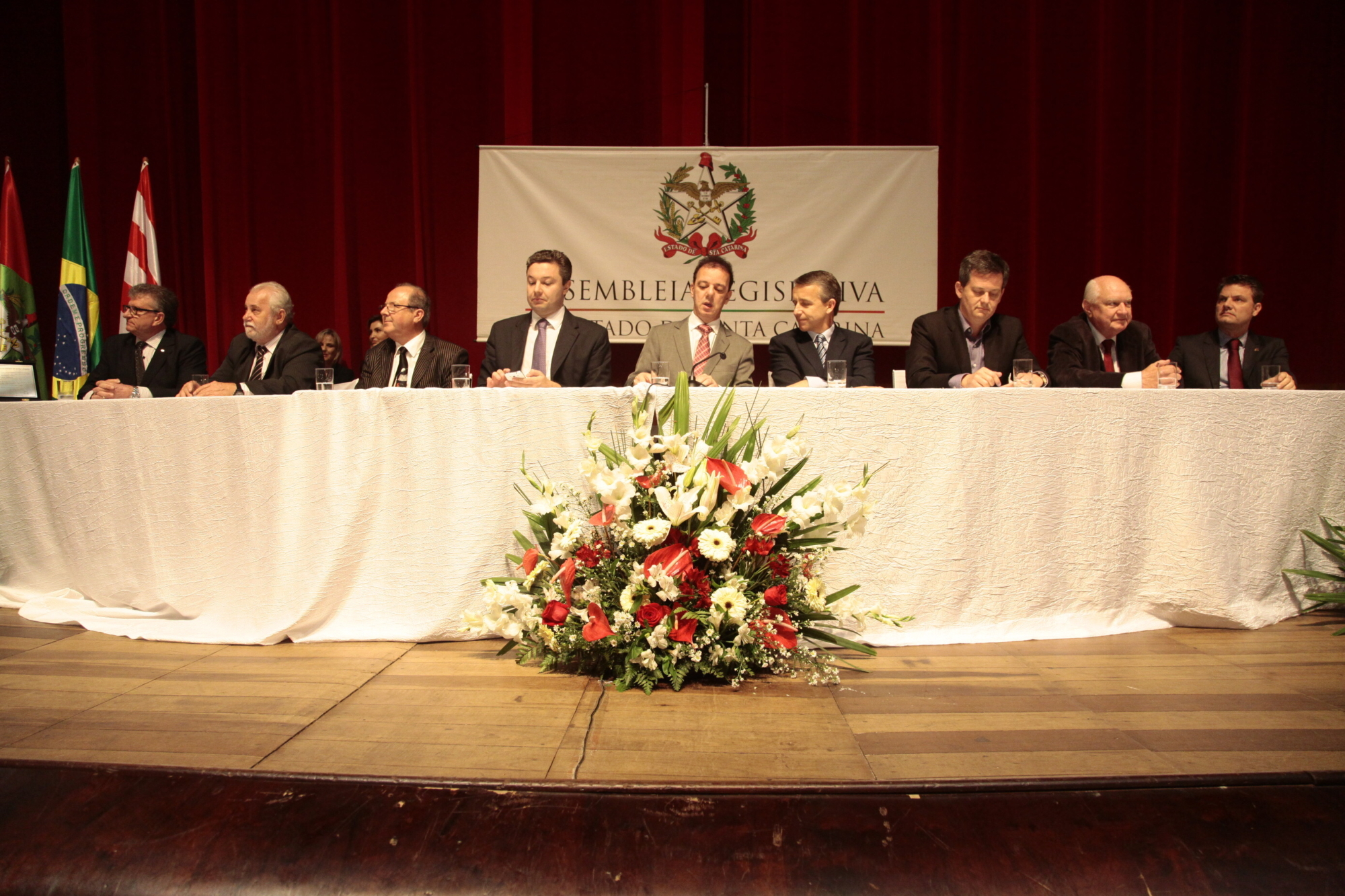 Parlamento homenageia 155 anos do Hospital Santo Antônio de Blumenau