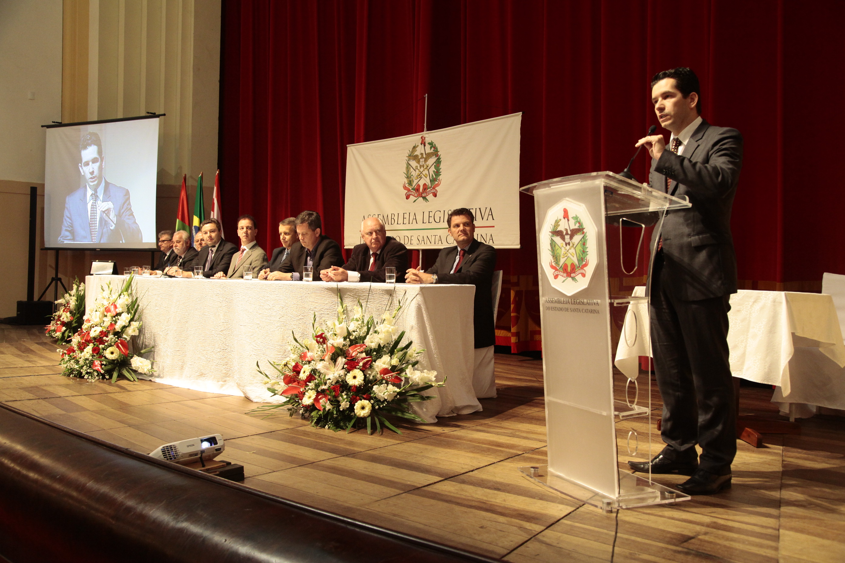 Sessão Solene em homenagem à Fundação Hospitalar de Blumenau - Hospital Santo Antônio pela passagem dos seus 155 anos de fundação. Foto: Miriam Zomer/Agência AL
