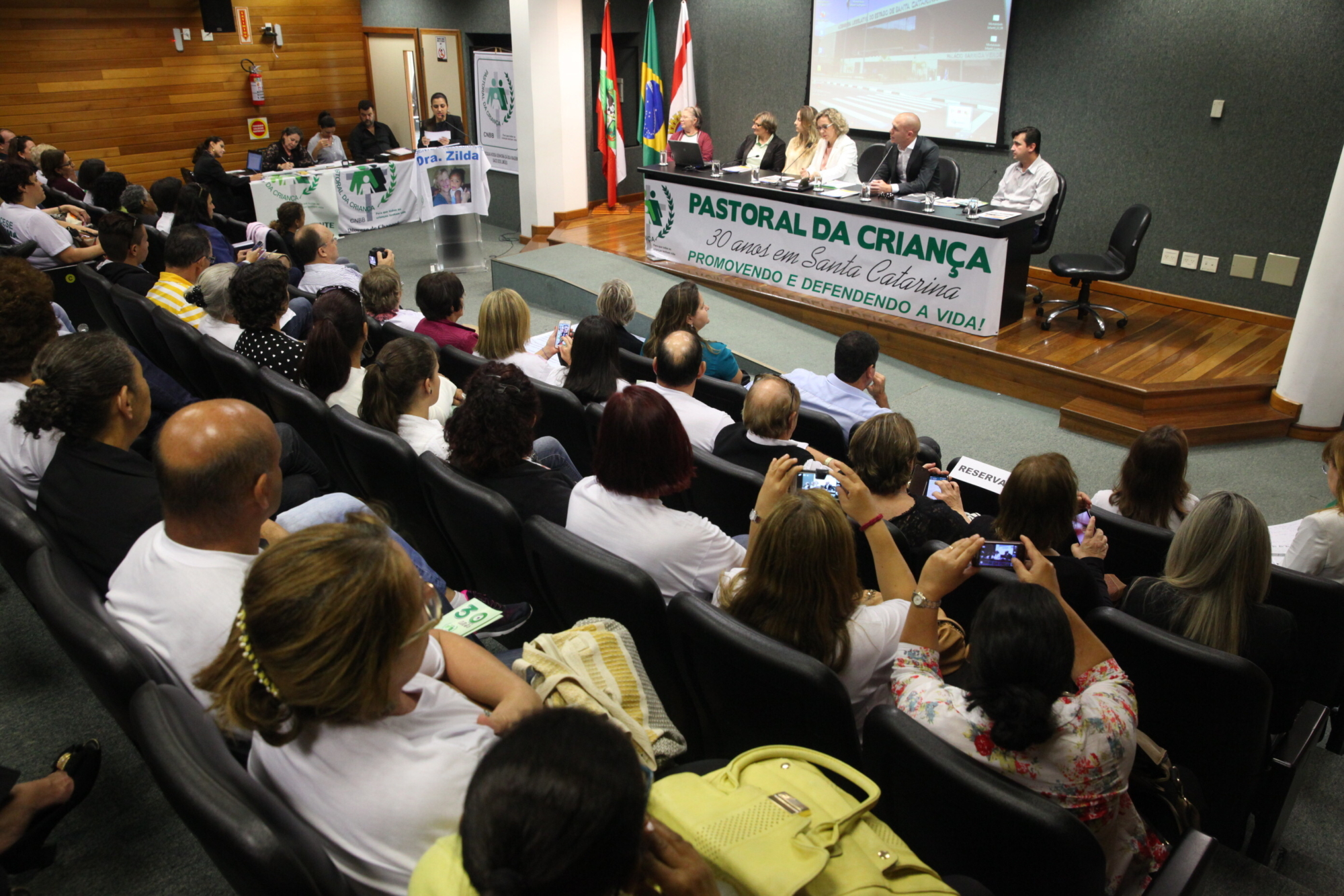Parlamento debate ações para redução da mortalidade infantil