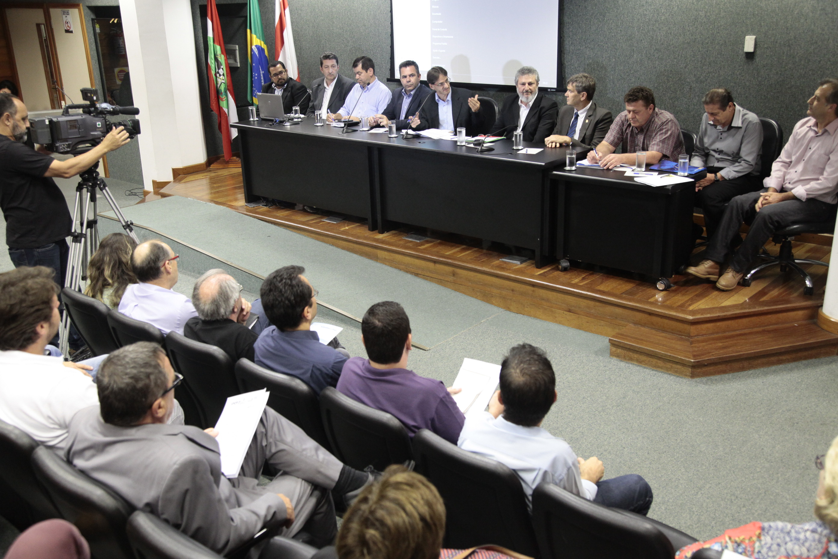 Audiência Pública para discutir os problemas relacionados à atividade pesqueira e aquícola. Fotos: Miriam Zomer/Agência AL