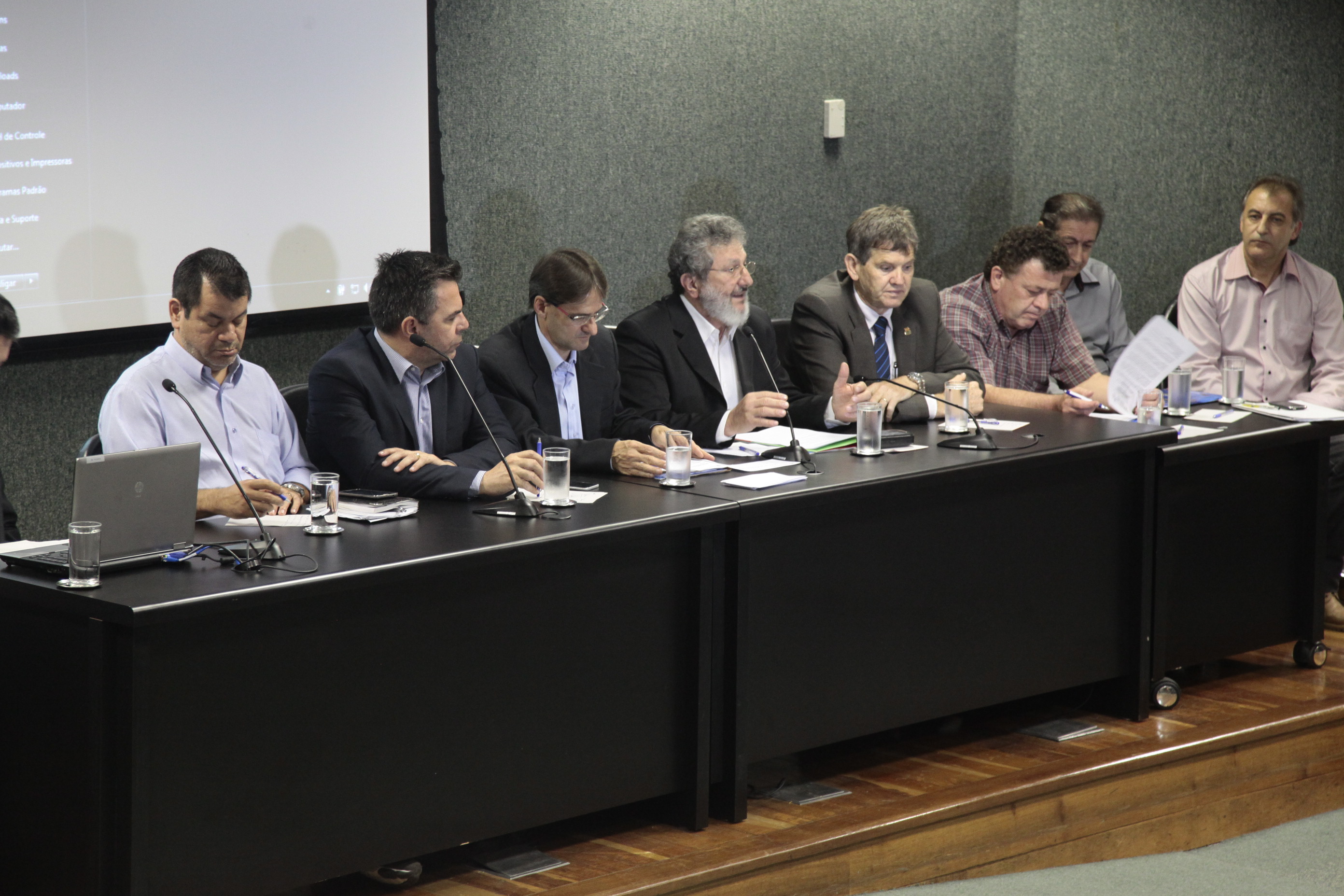 Audiência Pública para discutir os problemas relacionados à atividade pesqueira e aquícola. Fotos: Miriam Zomer/Agência AL