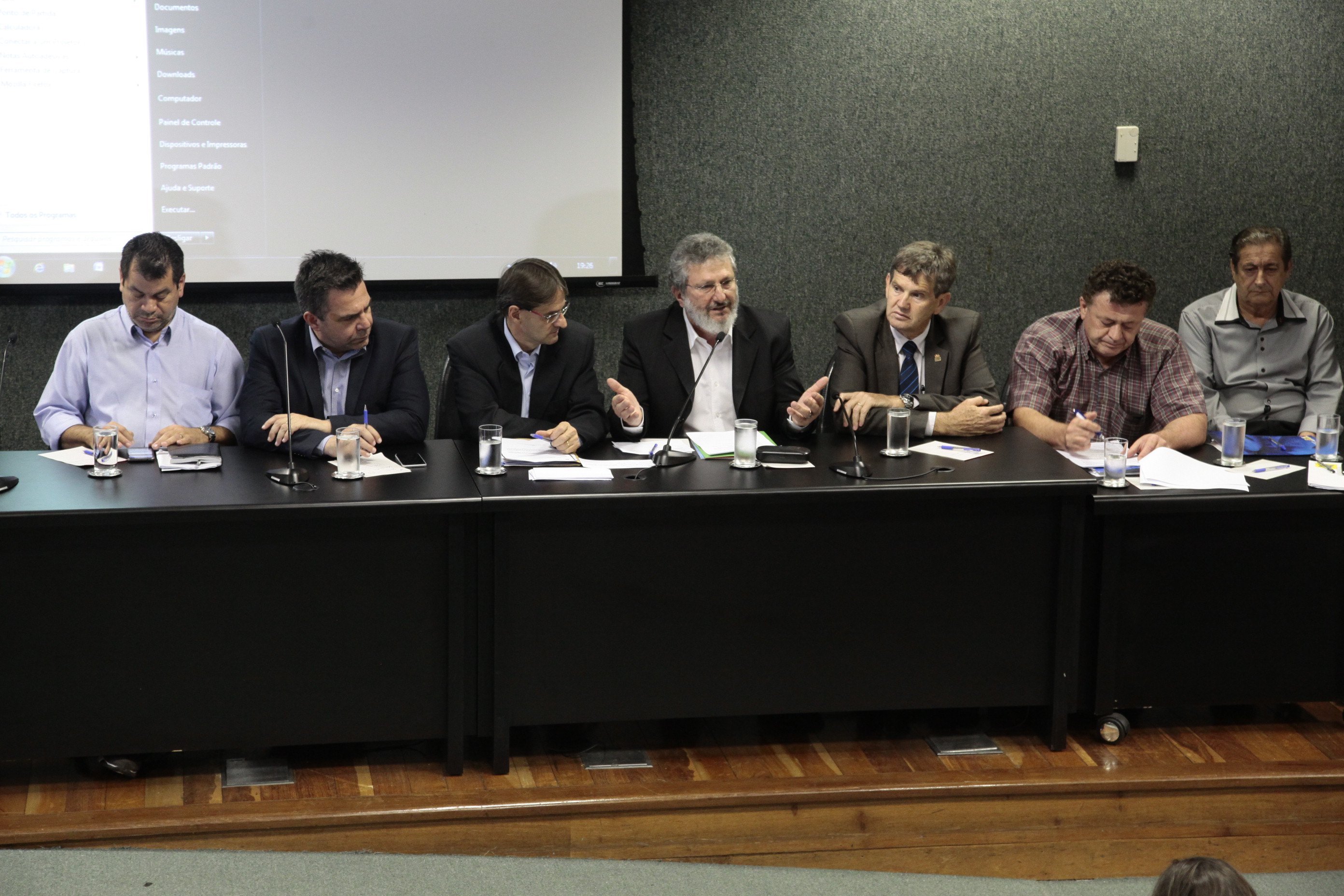 Audiência Pública para discutir os problemas relacionados à atividade pesqueira e aquícola. Fotos: Miriam Zomer/Agência AL