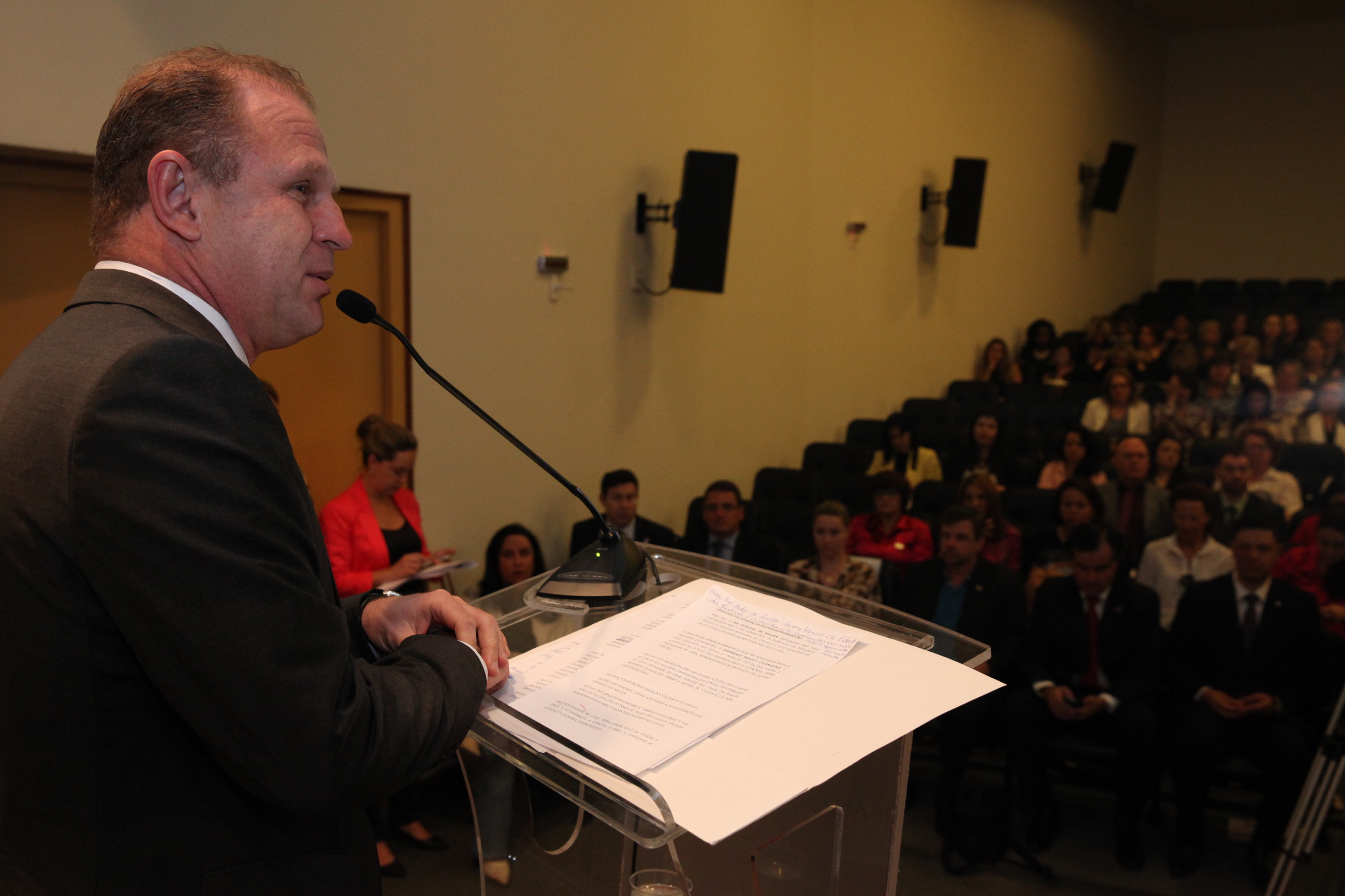 Deputado Gelson Merisio - presidente da Alesc. Dia Estadual da Mulher Empresária. Foto: Fábio Queiroz / Agência AL