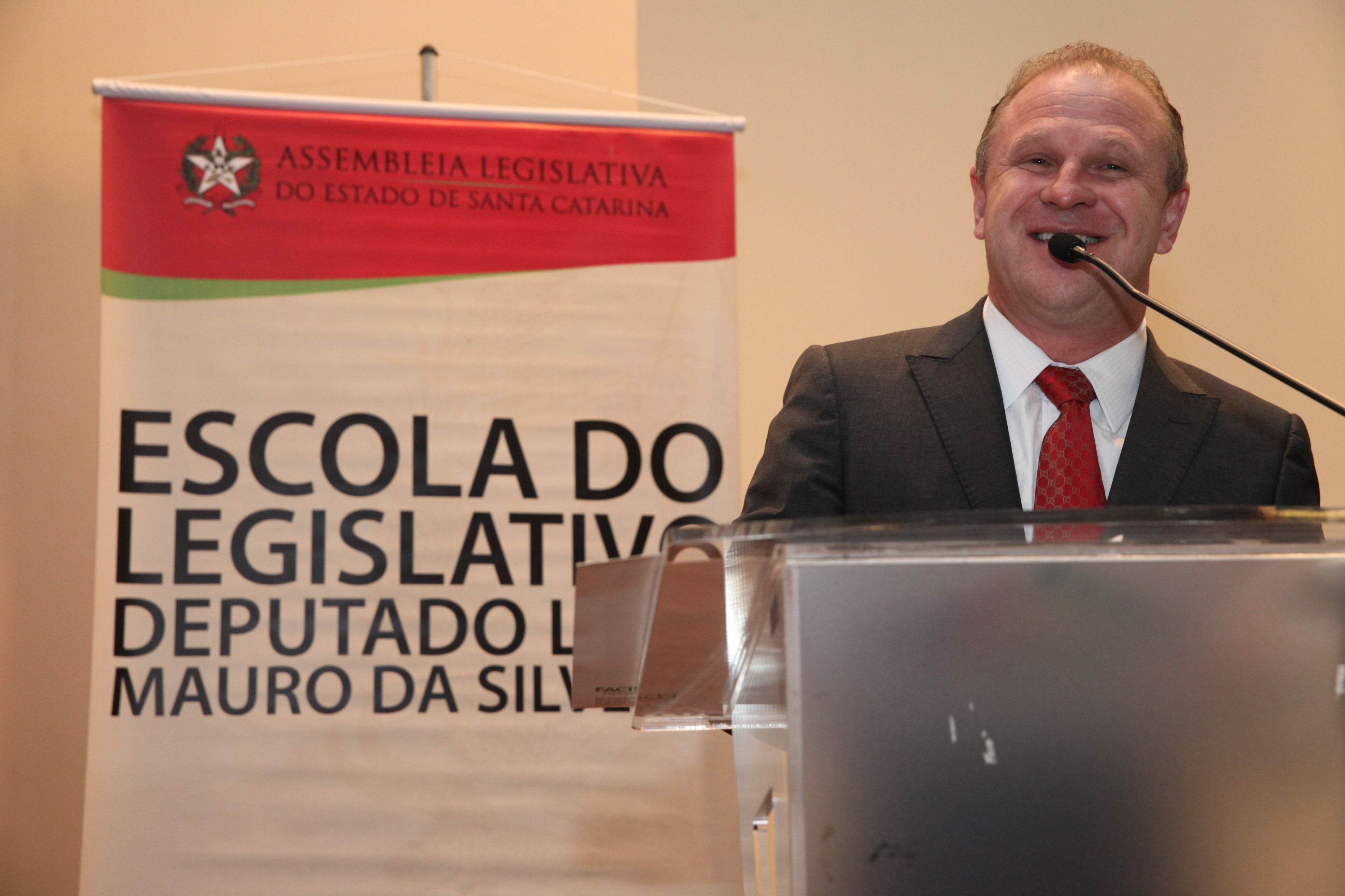 Deputado Gelson Merisio - presidente da Alesc. Dia Estadual da Mulher Empresária. Foto: Fábio Queiroz / Agência AL