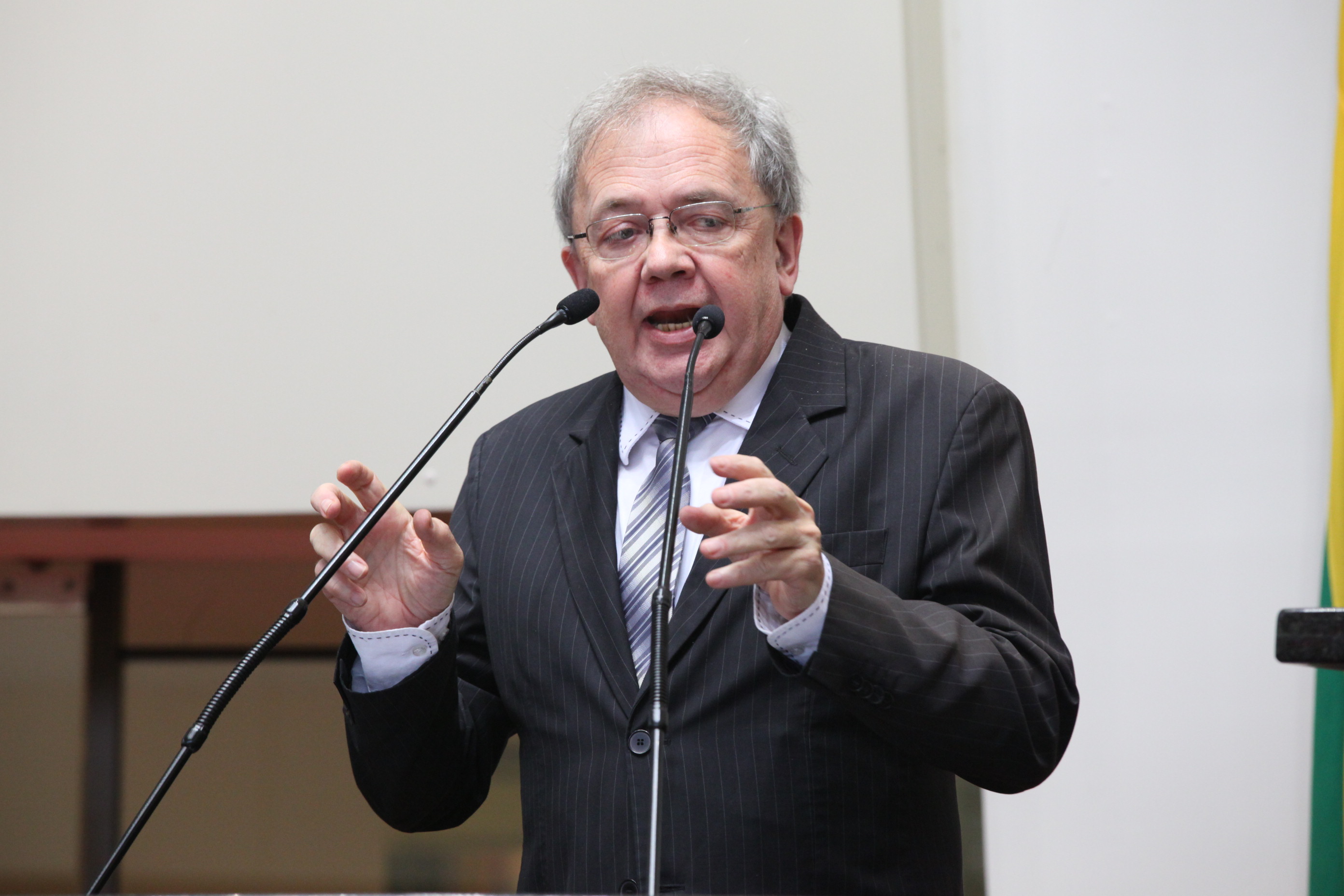 Sessão Ordinária - Plenário Osni Regis. Deputado Fernando Coruja (PMDB)  - Foto: Eduardo Guedes de Oliveira/Agência AL
