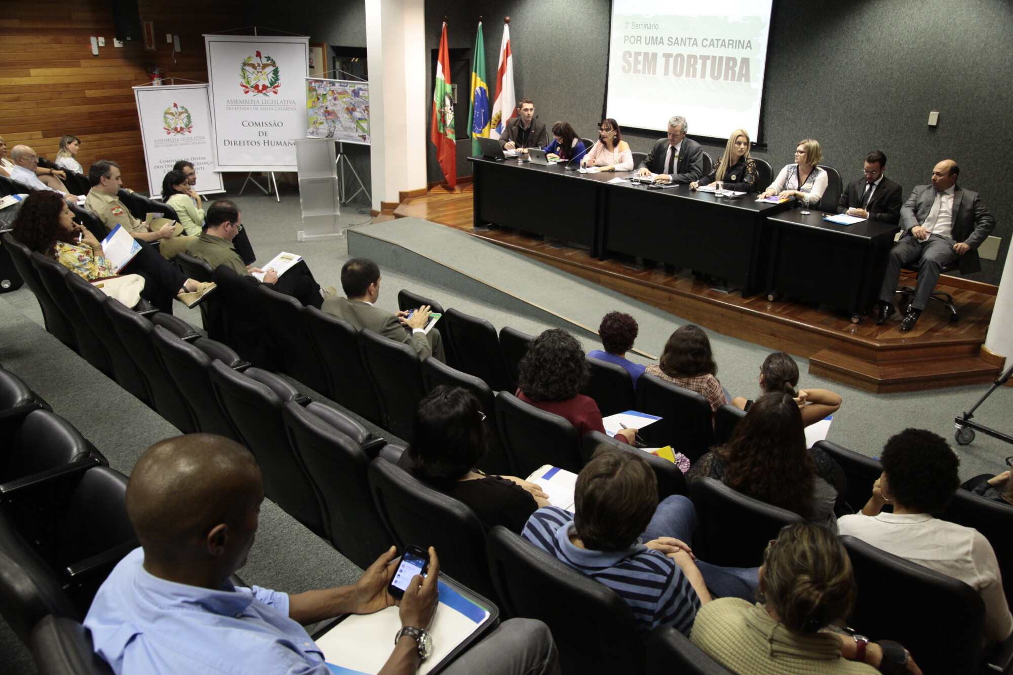 Seminário propõe criação do Comitê de Combate à Tortura em Santa Catarina