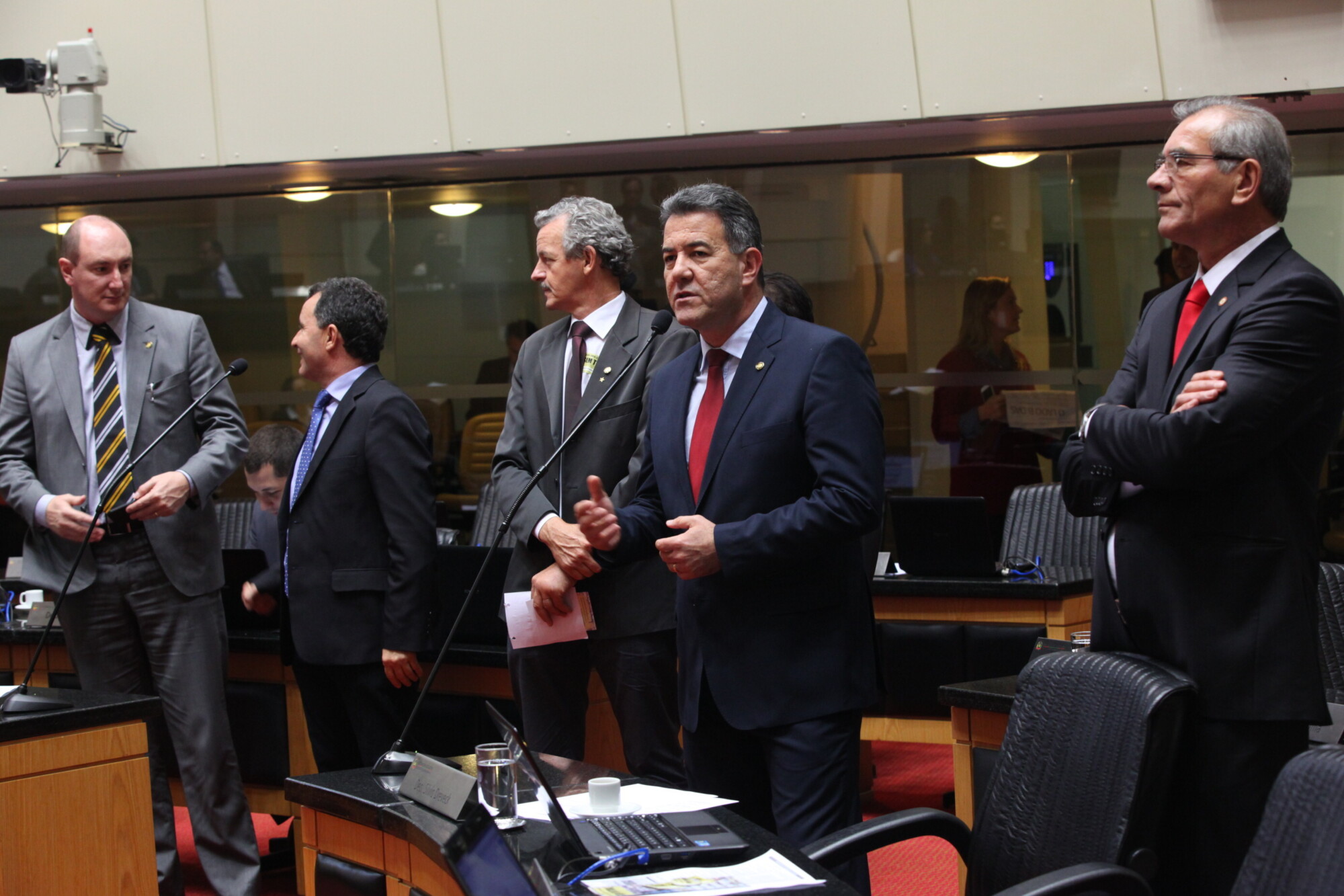 Atuação da SOL irrita deputados e expõe governo a críticas