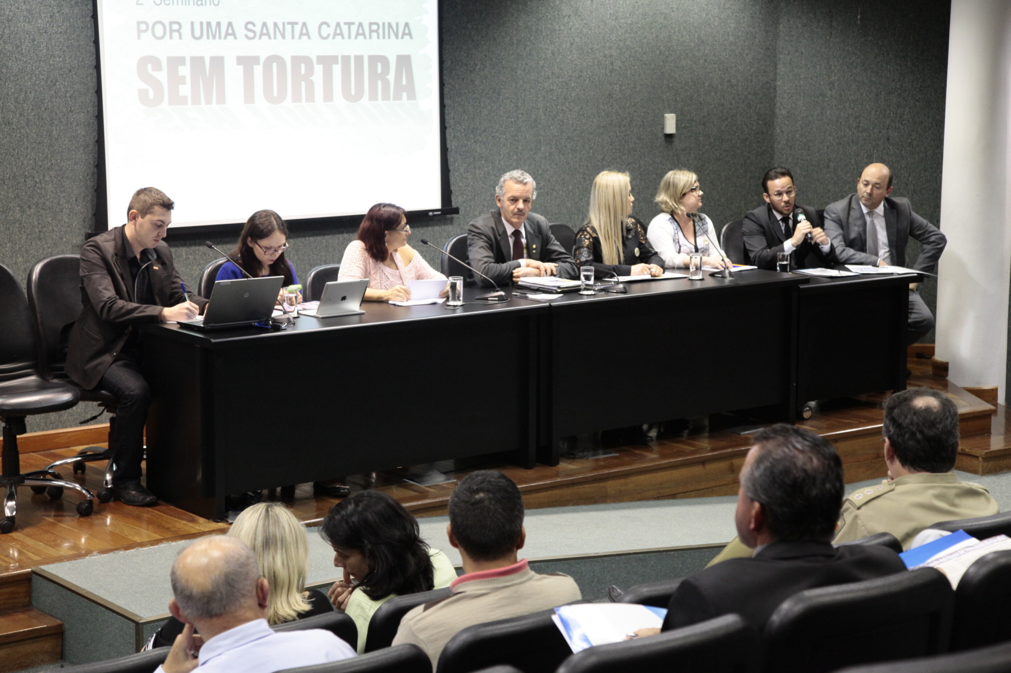 Seminário propõe criação de mecanismo contra tortura em SC