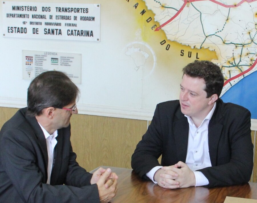 Deputado Neodi Saretta e o superintendente do DNIT, Vicilar Pretto