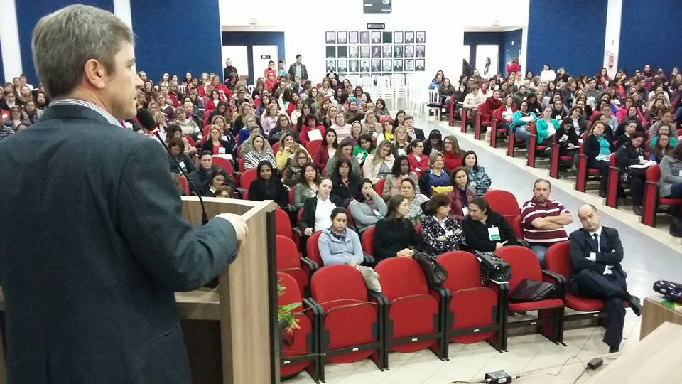 Evento sobre autismo aborda importância do diagnóstico precoce