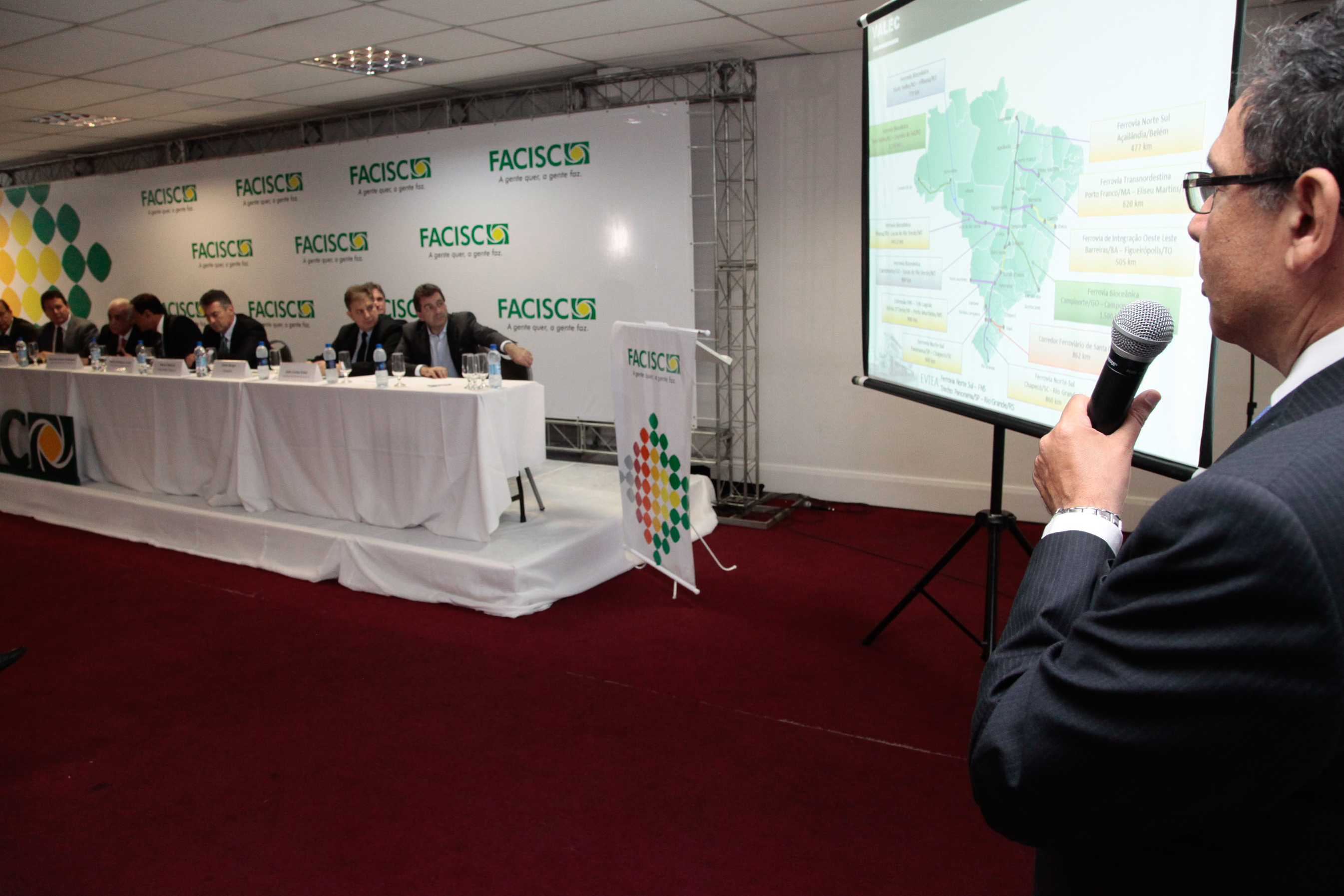 Reunião do Fórum Parlamentar Catarinense sobre a Construção da Ferrovia Norte Sul. Foto: Miriam Zomer/Agência AL