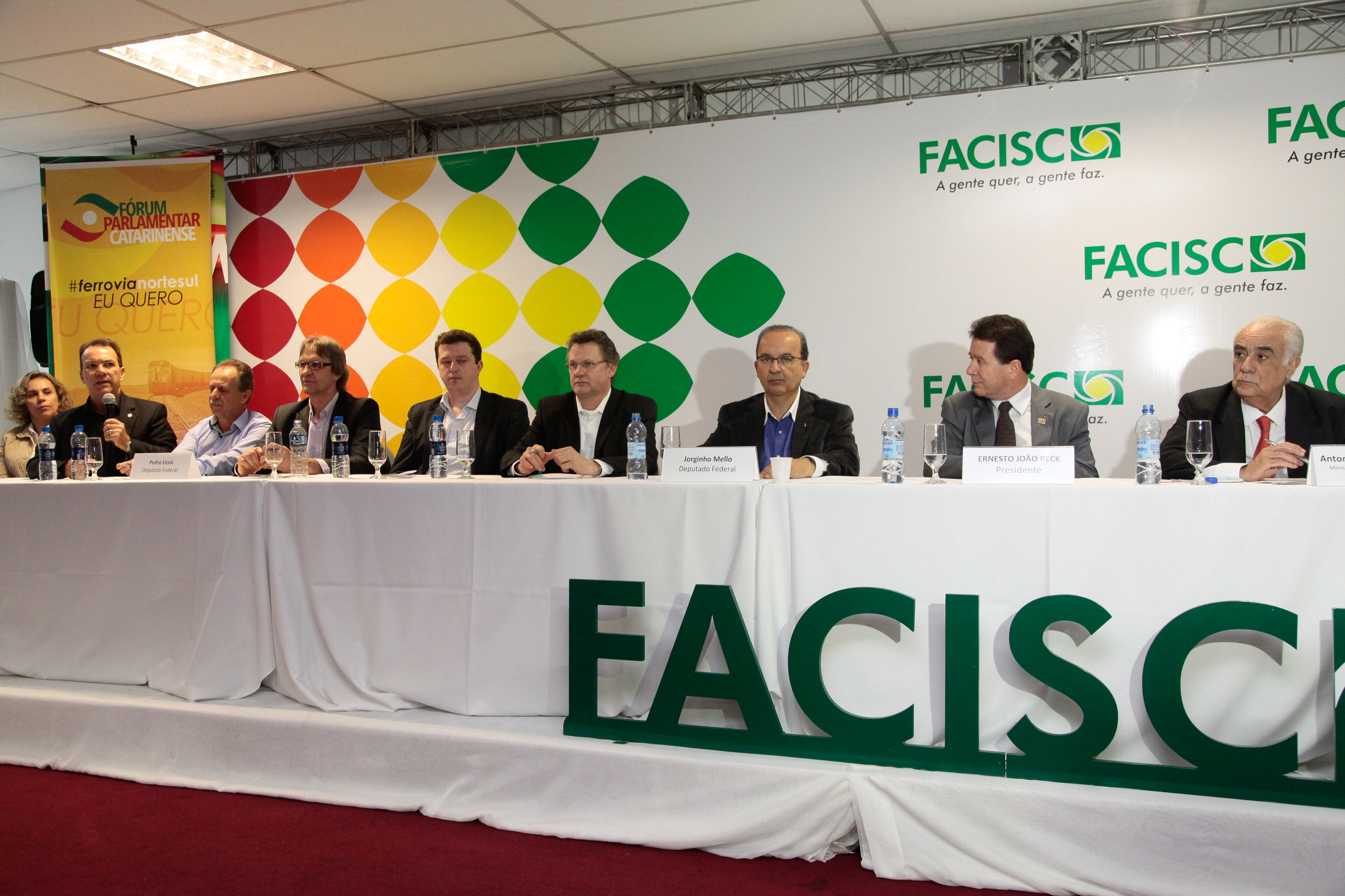 Reunião do Fórum Parlamentar Catarinense sobre a Construção da Ferrovia Norte Sul. Foto: Miriam Zomer/Agência AL