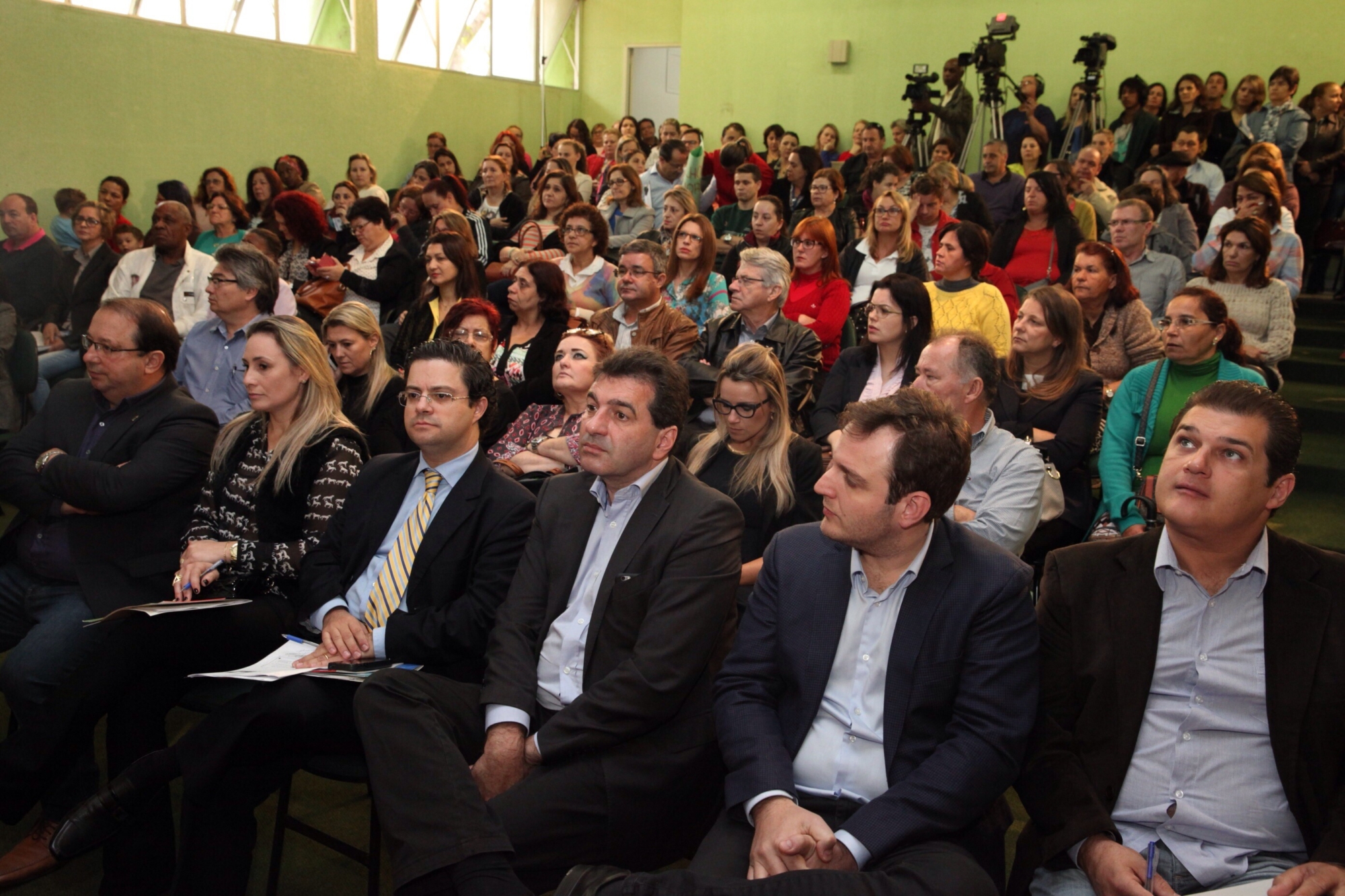 Região Sul discute diretrizes do Plano Estadual de Educação